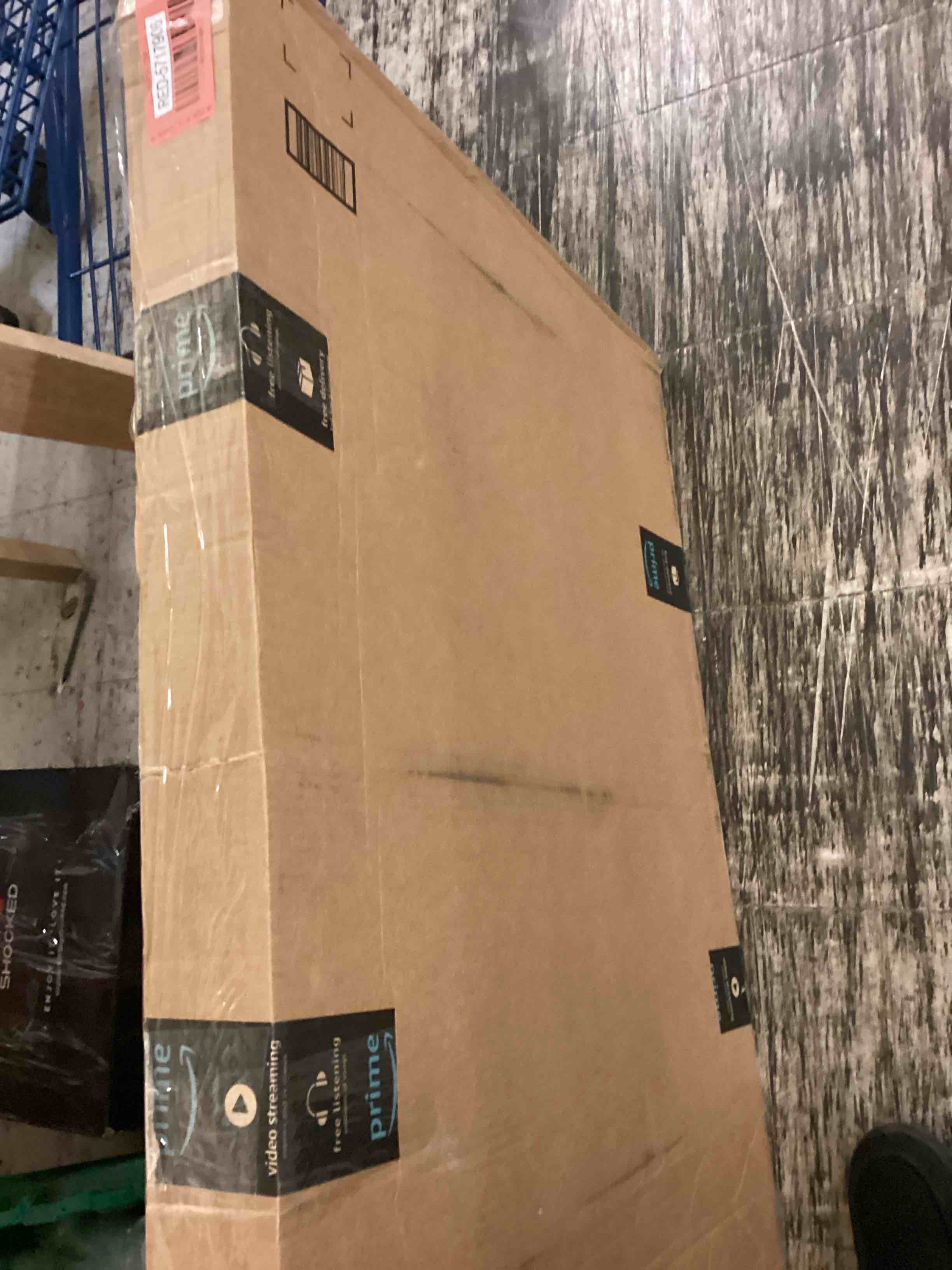https://s3.amazonaws.com/lotting-images-prod/bidfta/RED5717906_1778693754015.jpeg