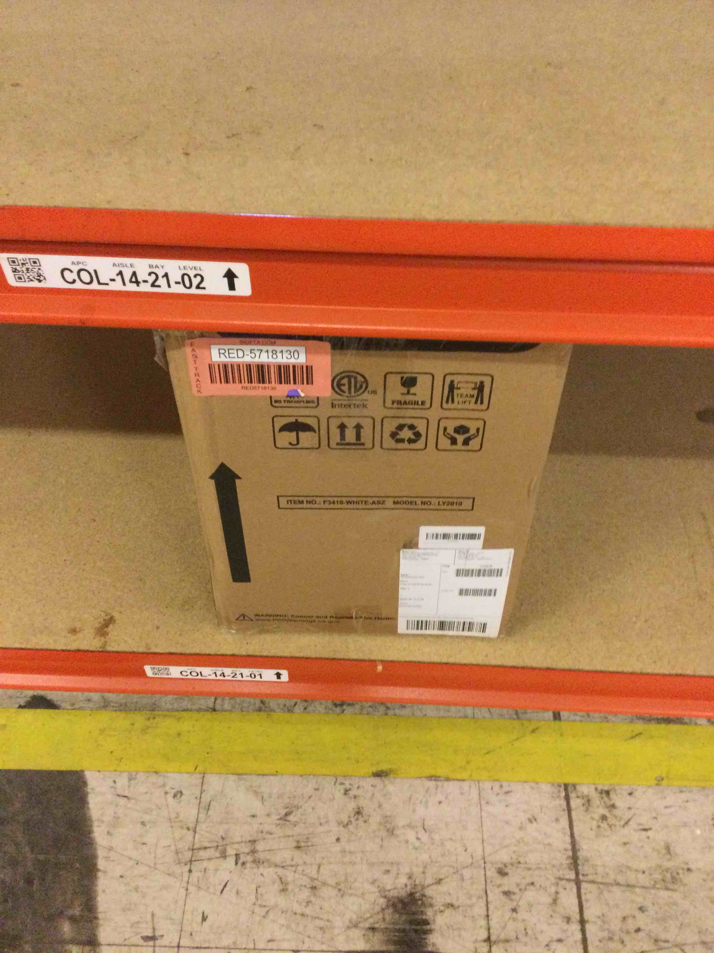 https://s3.amazonaws.com/lotting-images-prod/bidfta/RED5718130_1780340148953.jpeg