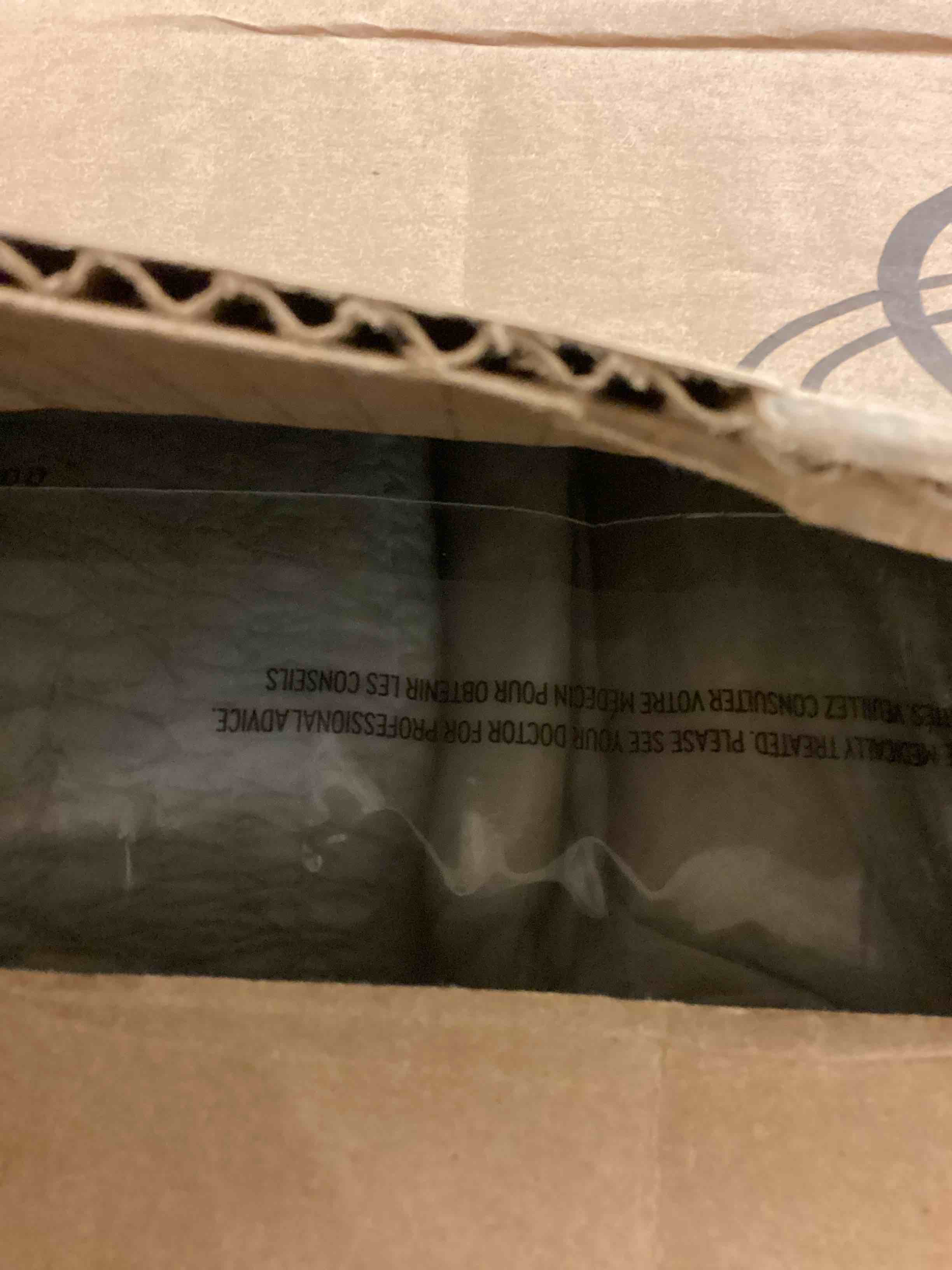 https://s3.amazonaws.com/lotting-images-prod/bidfta/RED5718492_1779899946297.jpeg