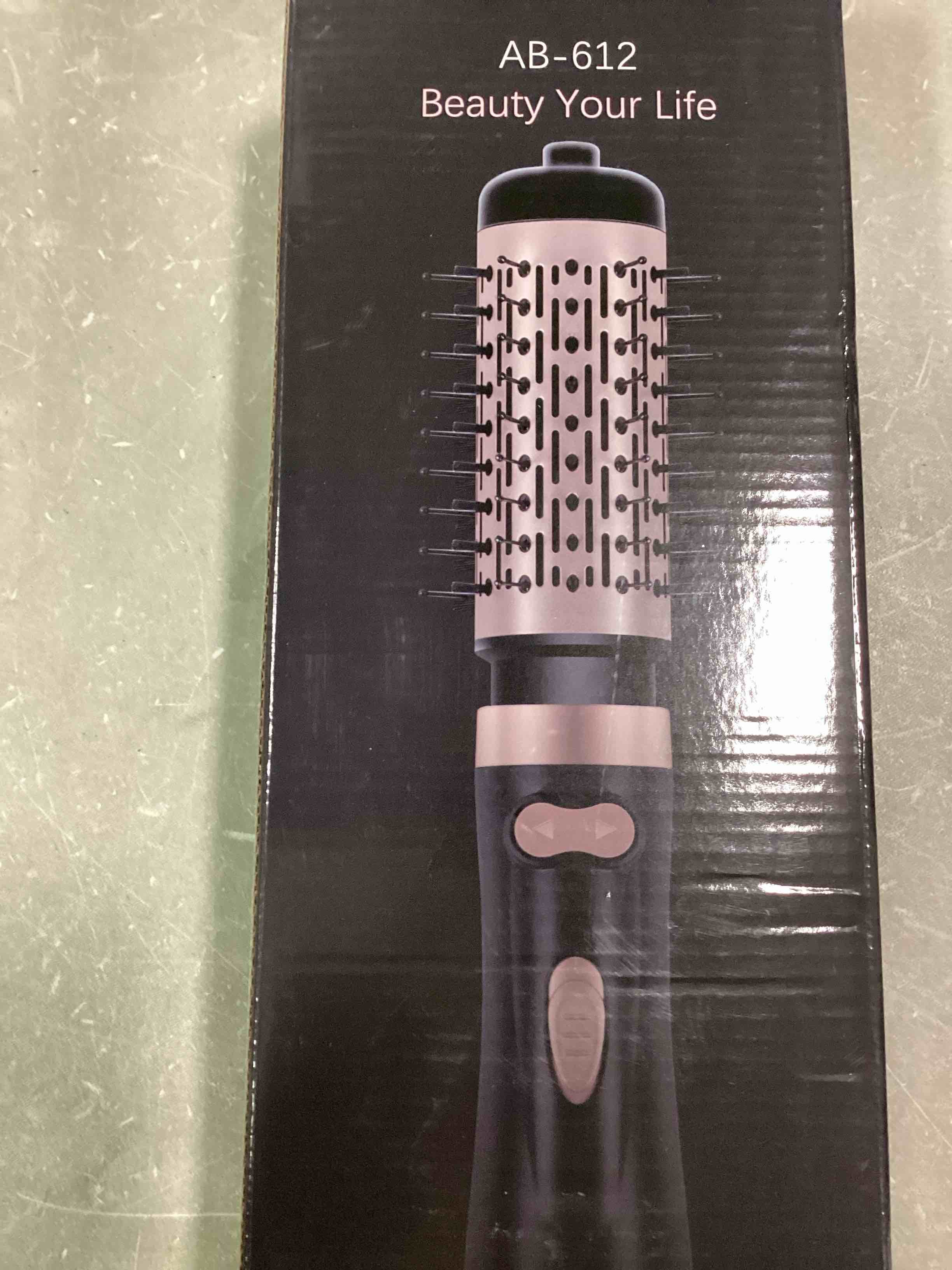https://s3.amazonaws.com/lotting-images-prod/bidfta/RED5720781_1715960854411.jpeg