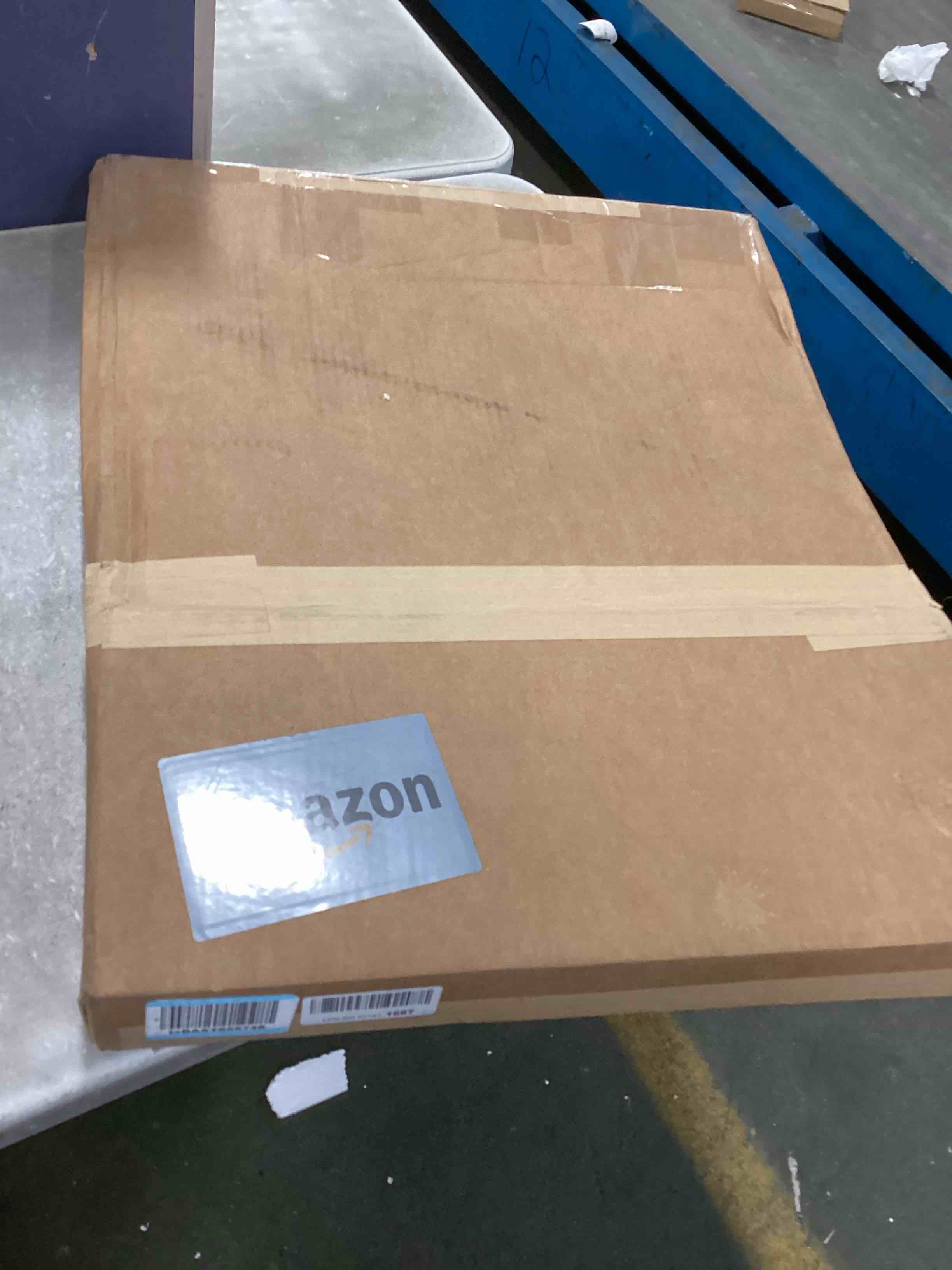 https://s3.amazonaws.com/lotting-images-prod/bidfta/RED5721447_1715602908891.jpeg