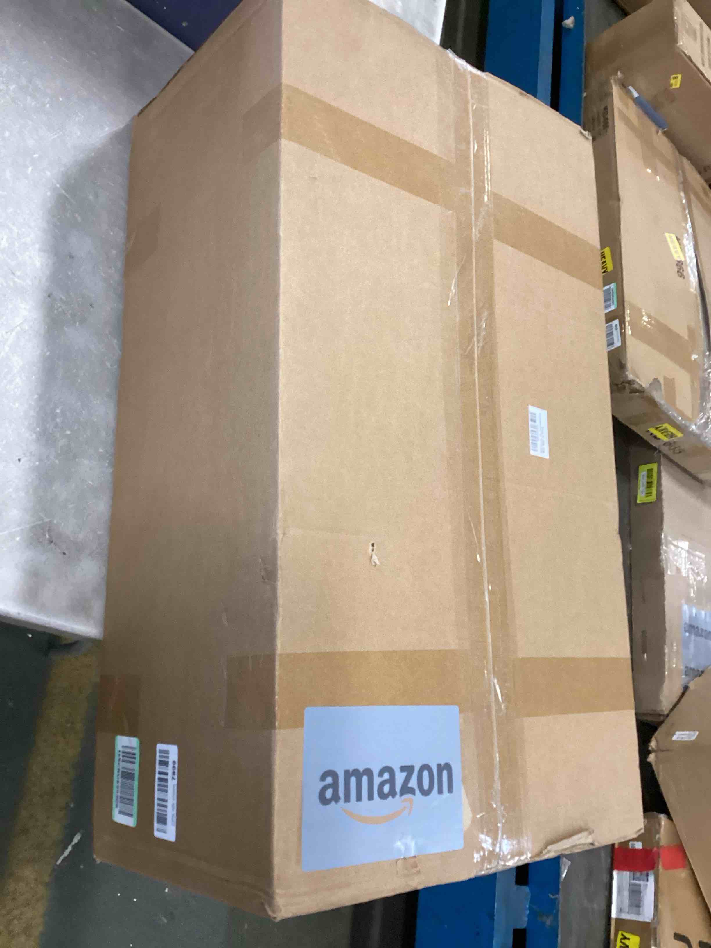 https://s3.amazonaws.com/lotting-images-prod/bidfta/RED5721525_1715612511638.jpeg