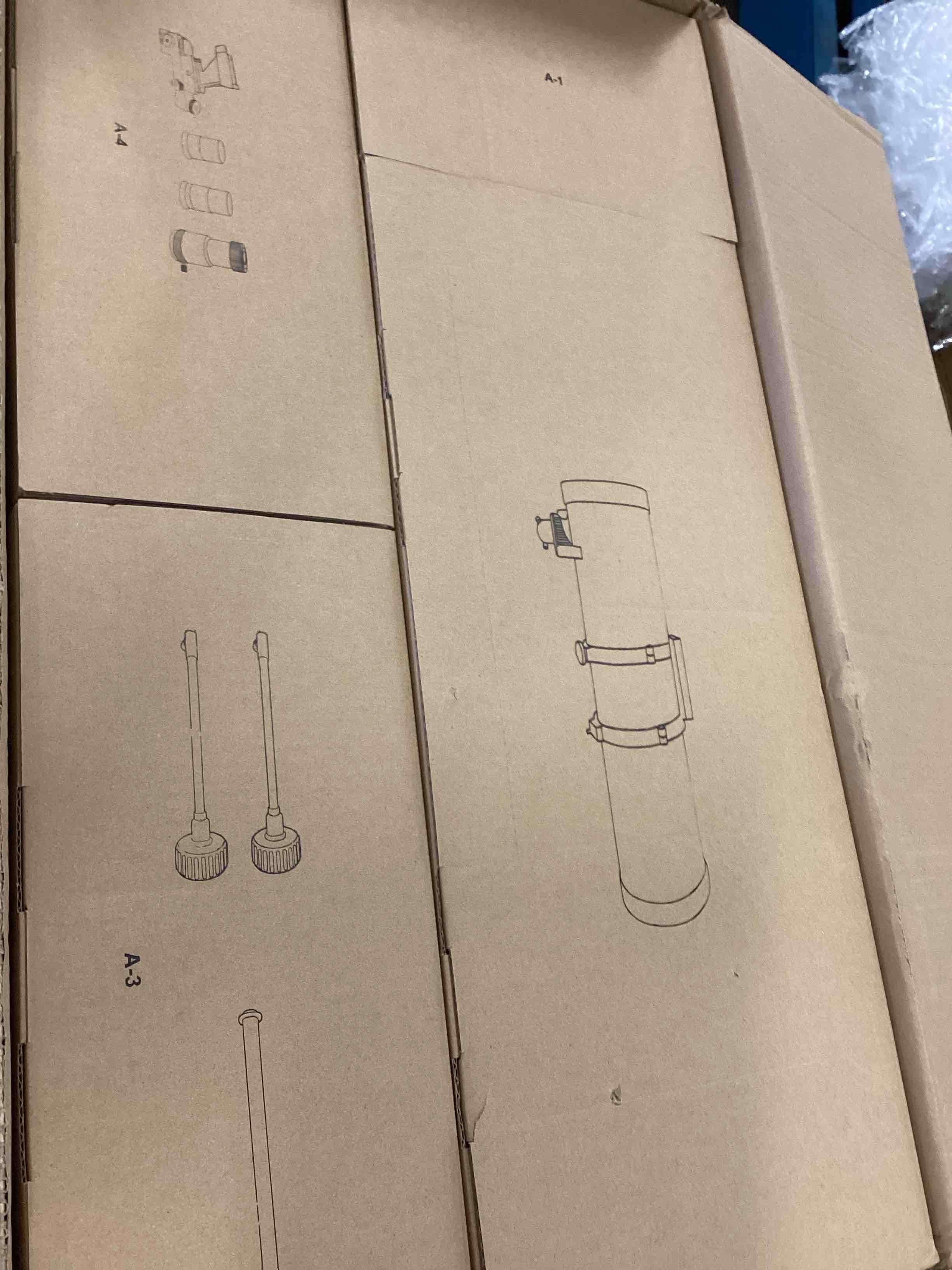 https://s3.amazonaws.com/lotting-images-prod/bidfta/RED5721525_1715612557449.jpeg