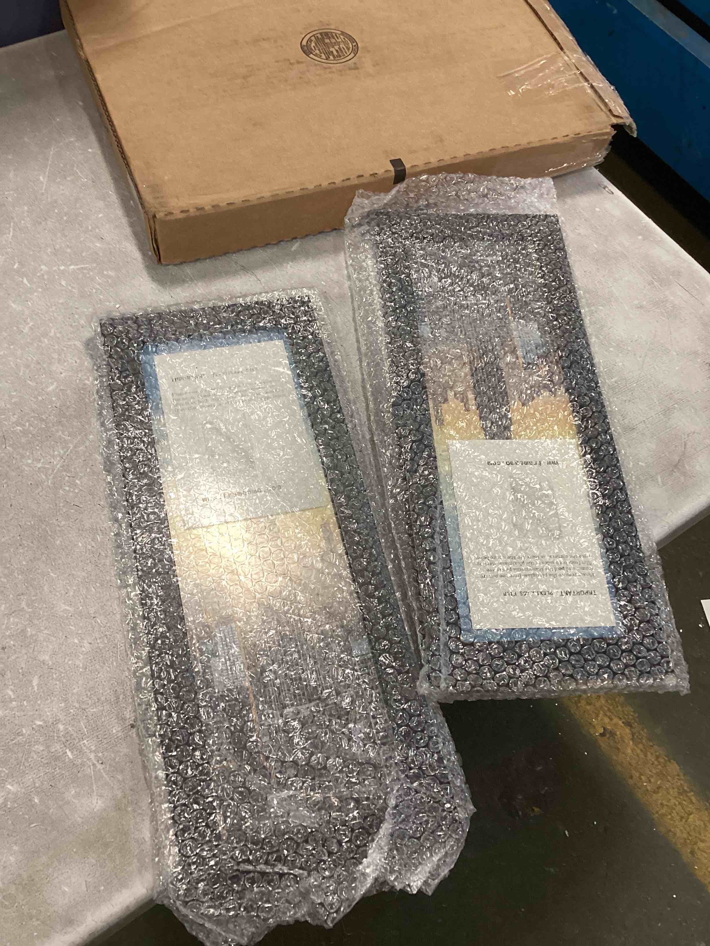 https://s3.amazonaws.com/lotting-images-prod/bidfta/RED5721559_1715616758601.jpeg