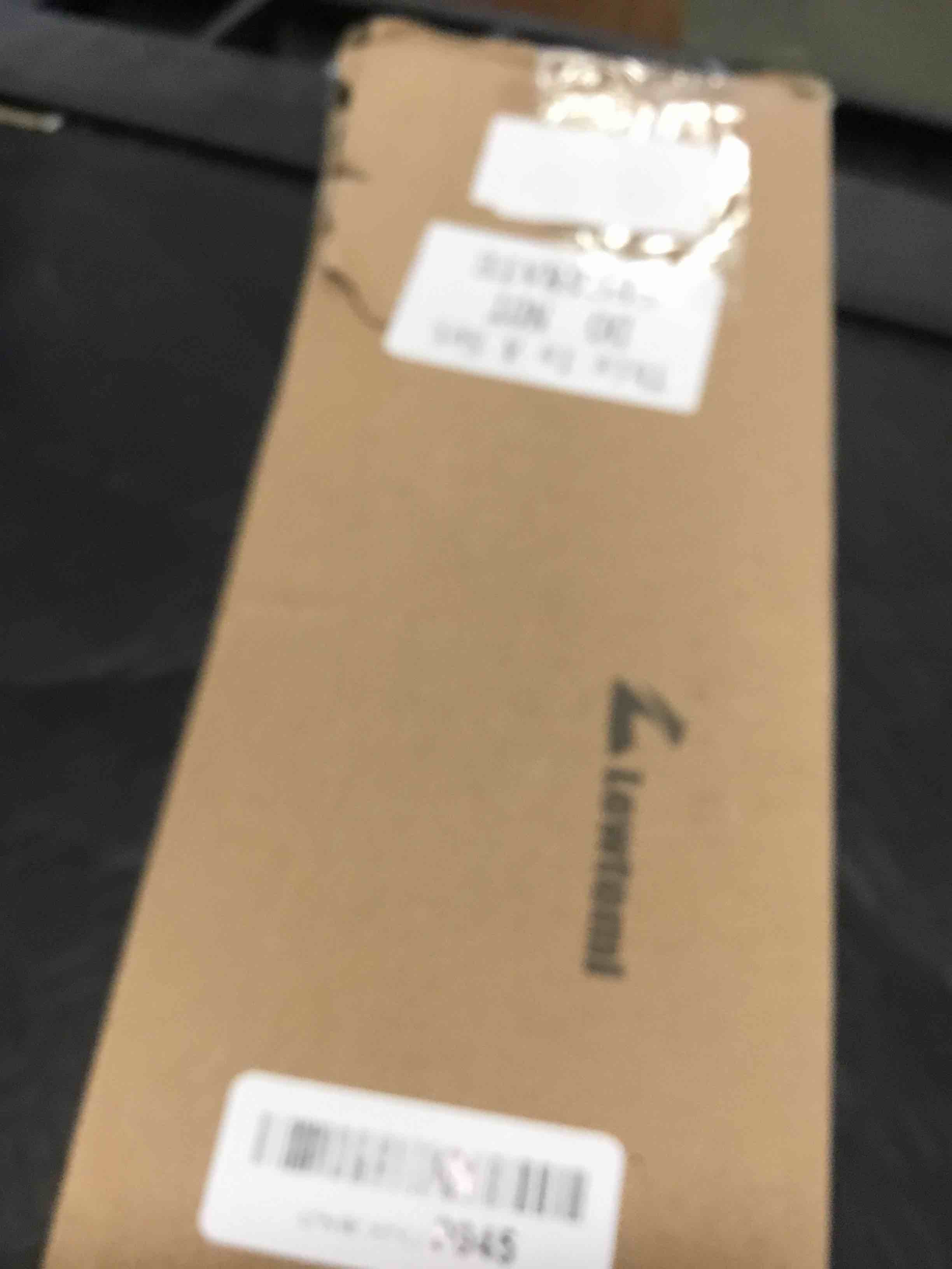 https://s3.amazonaws.com/lotting-images-prod/bidfta/RED5722150_1715860954101.jpeg