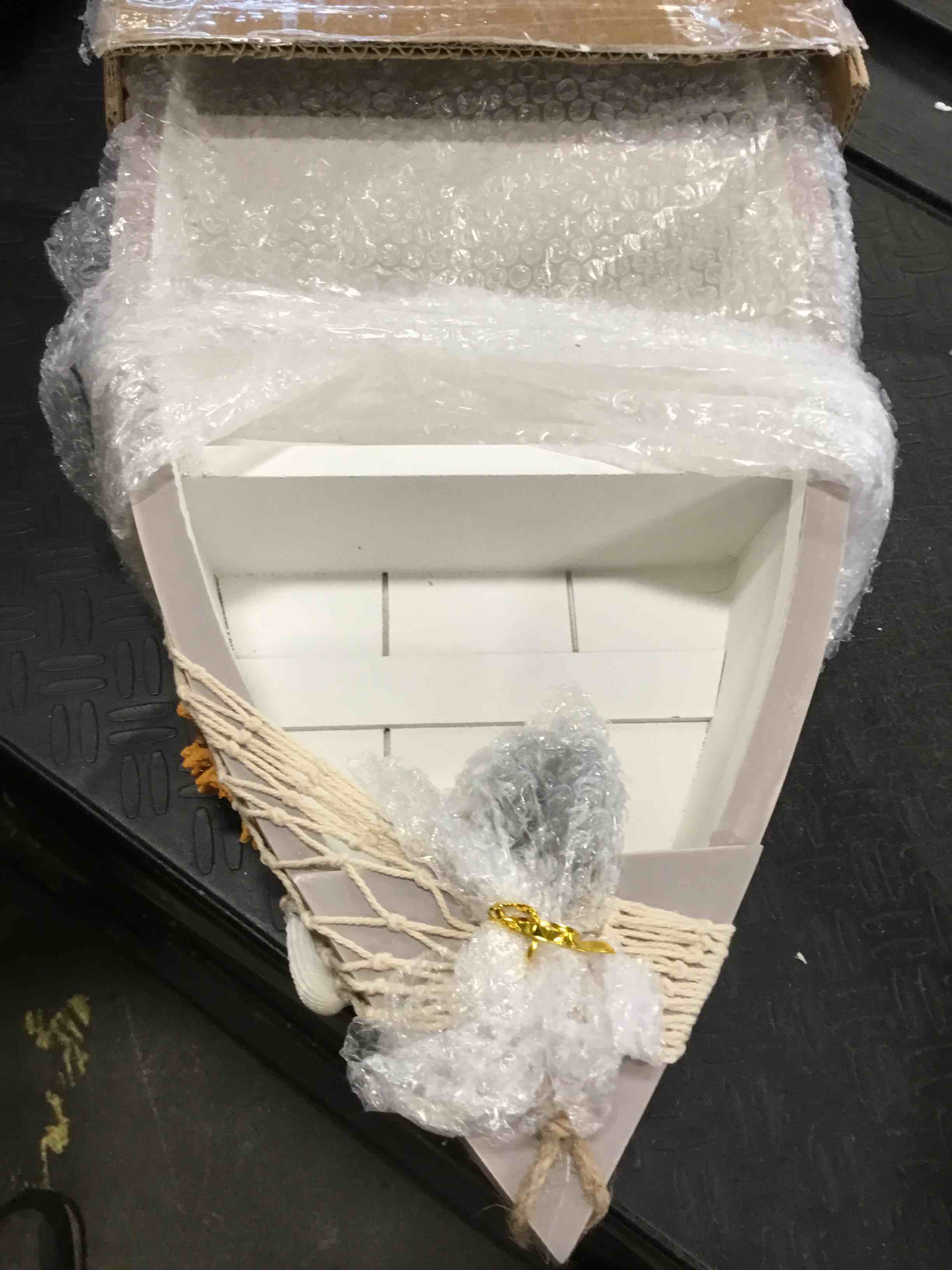 https://s3.amazonaws.com/lotting-images-prod/bidfta/RED5722152_1715861205643.jpeg