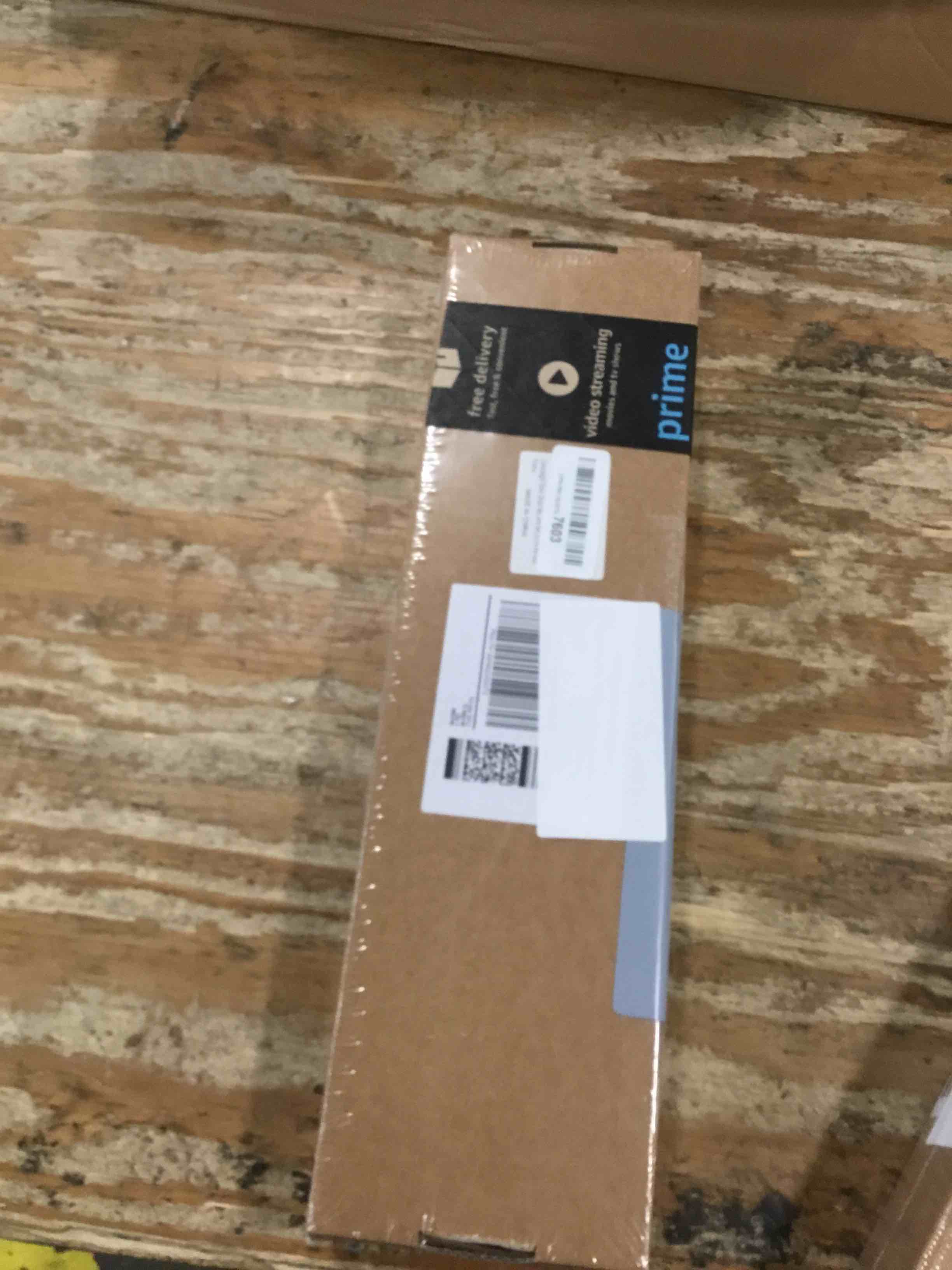https://s3.amazonaws.com/lotting-images-prod/bidfta/RED5722412_1716298169605.jpeg