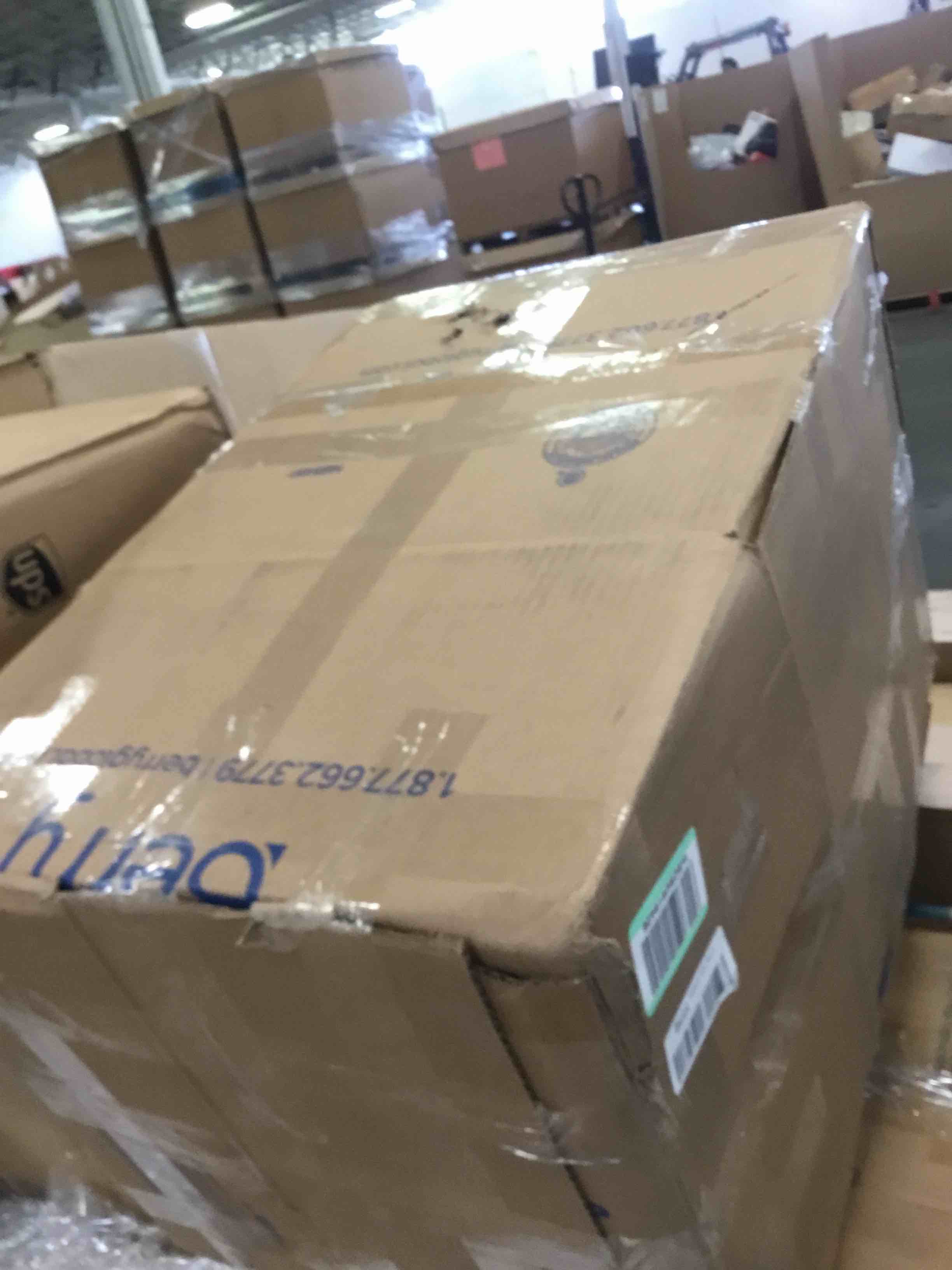 https://s3.amazonaws.com/lotting-images-prod/bidfta/RED5722502_1716312591672.jpeg