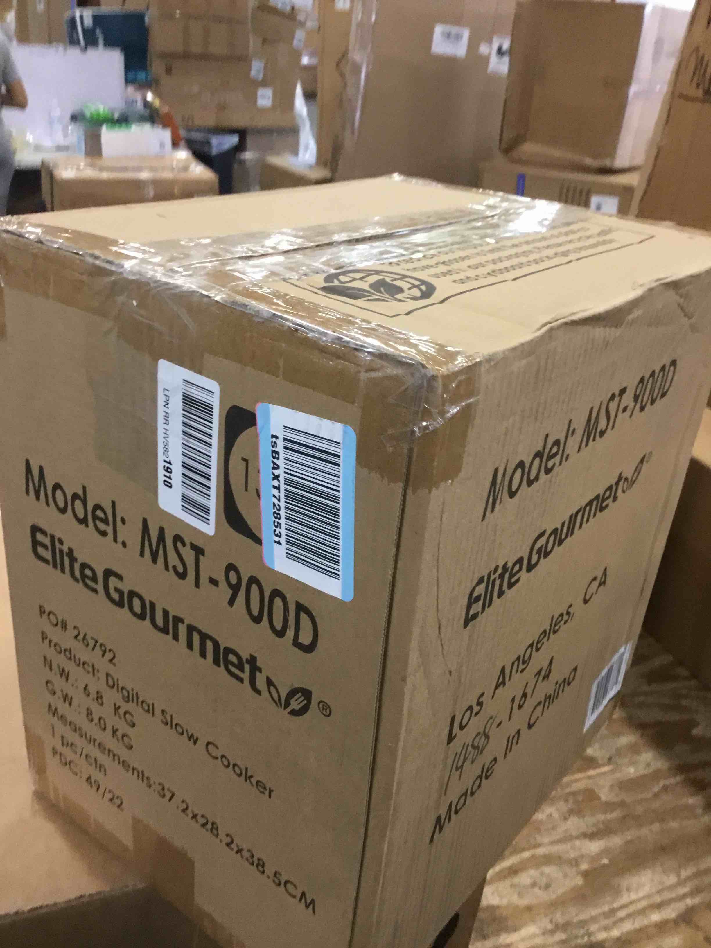 https://s3.amazonaws.com/lotting-images-prod/bidfta/RED5722775_1716402816258.jpeg