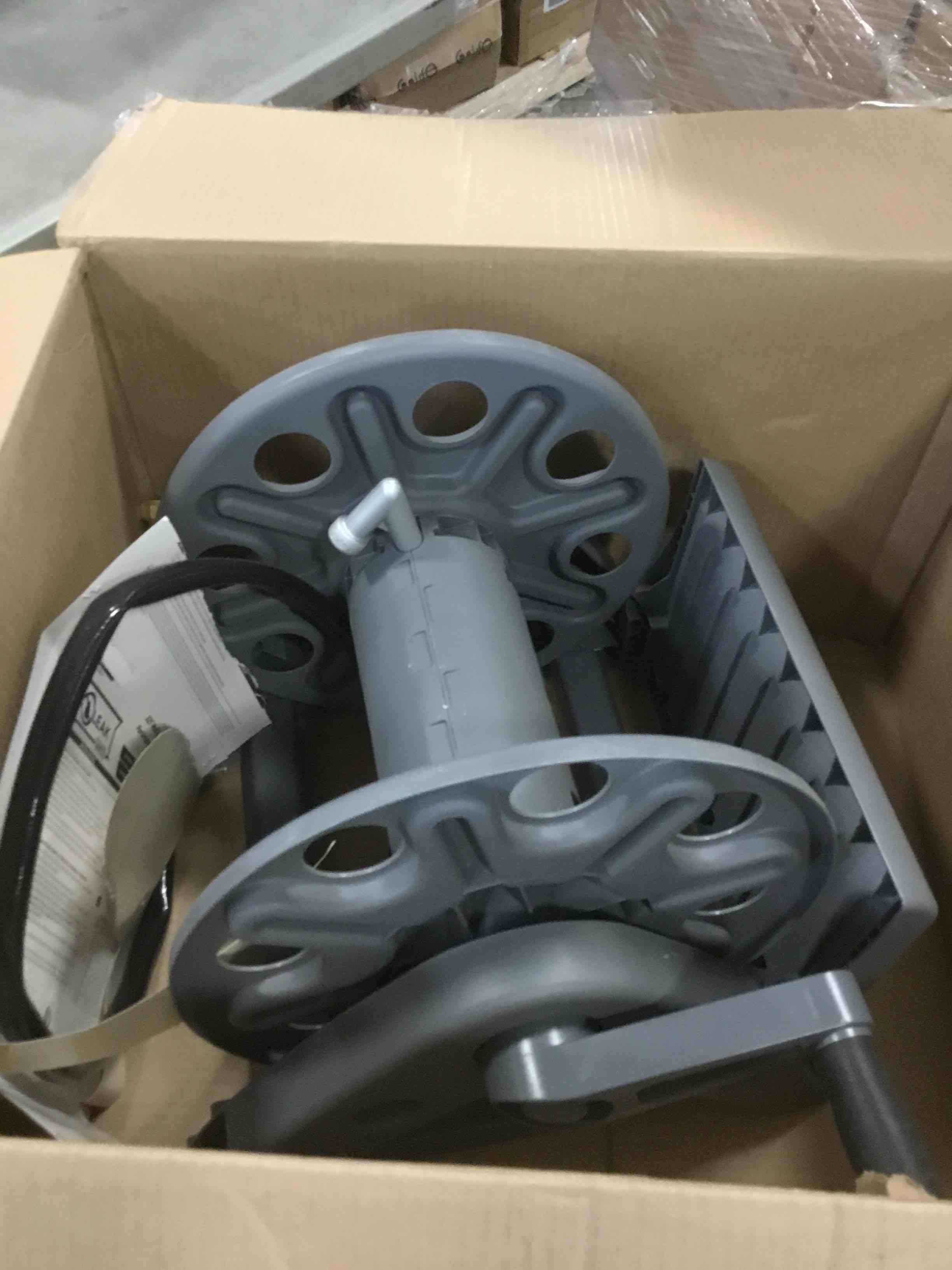 https://s3.amazonaws.com/lotting-images-prod/bidfta/RED5722799_1716407451925.jpeg