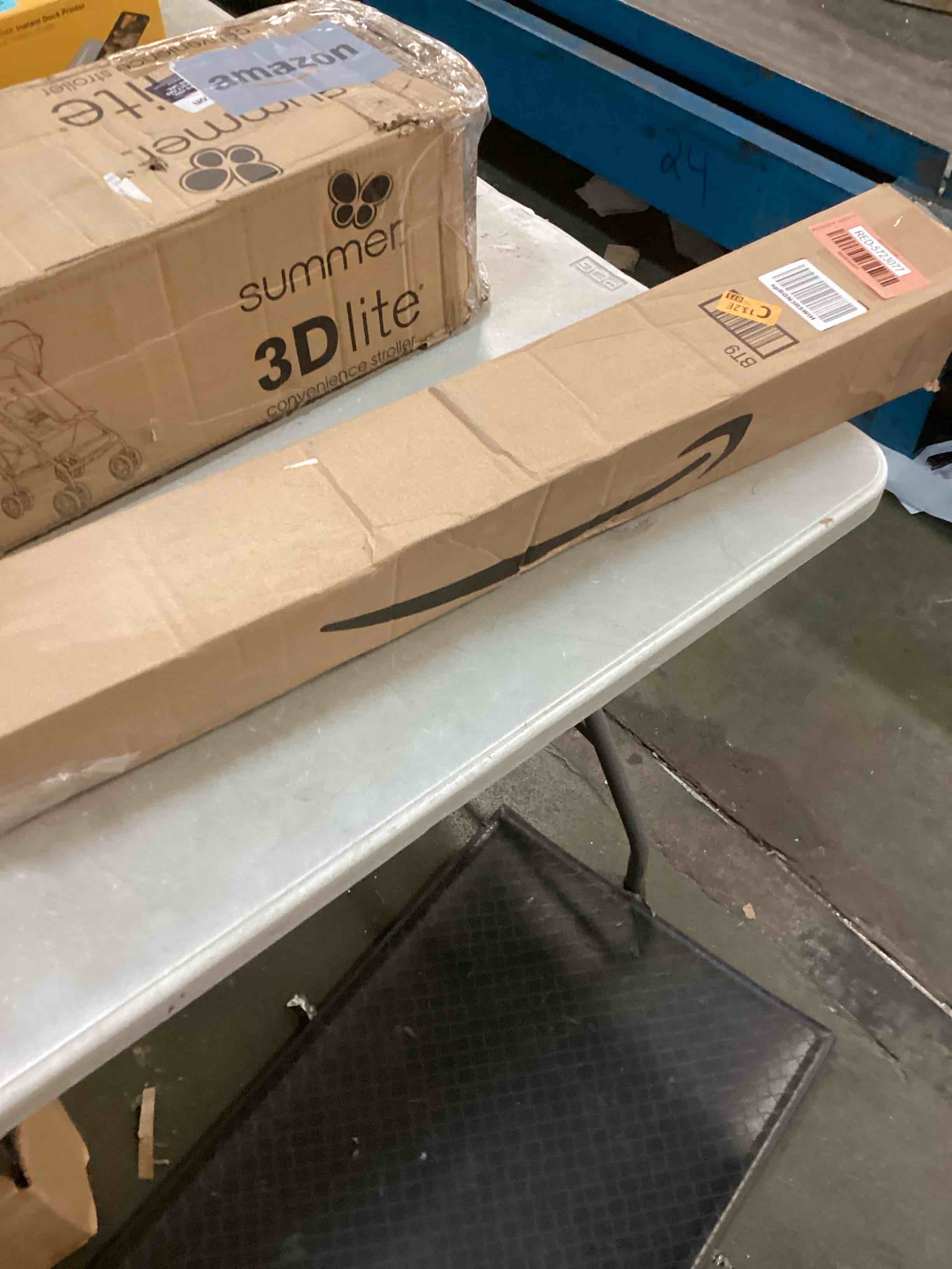 https://s3.amazonaws.com/lotting-images-prod/bidfta/RED5723077_1714747980943.jpeg