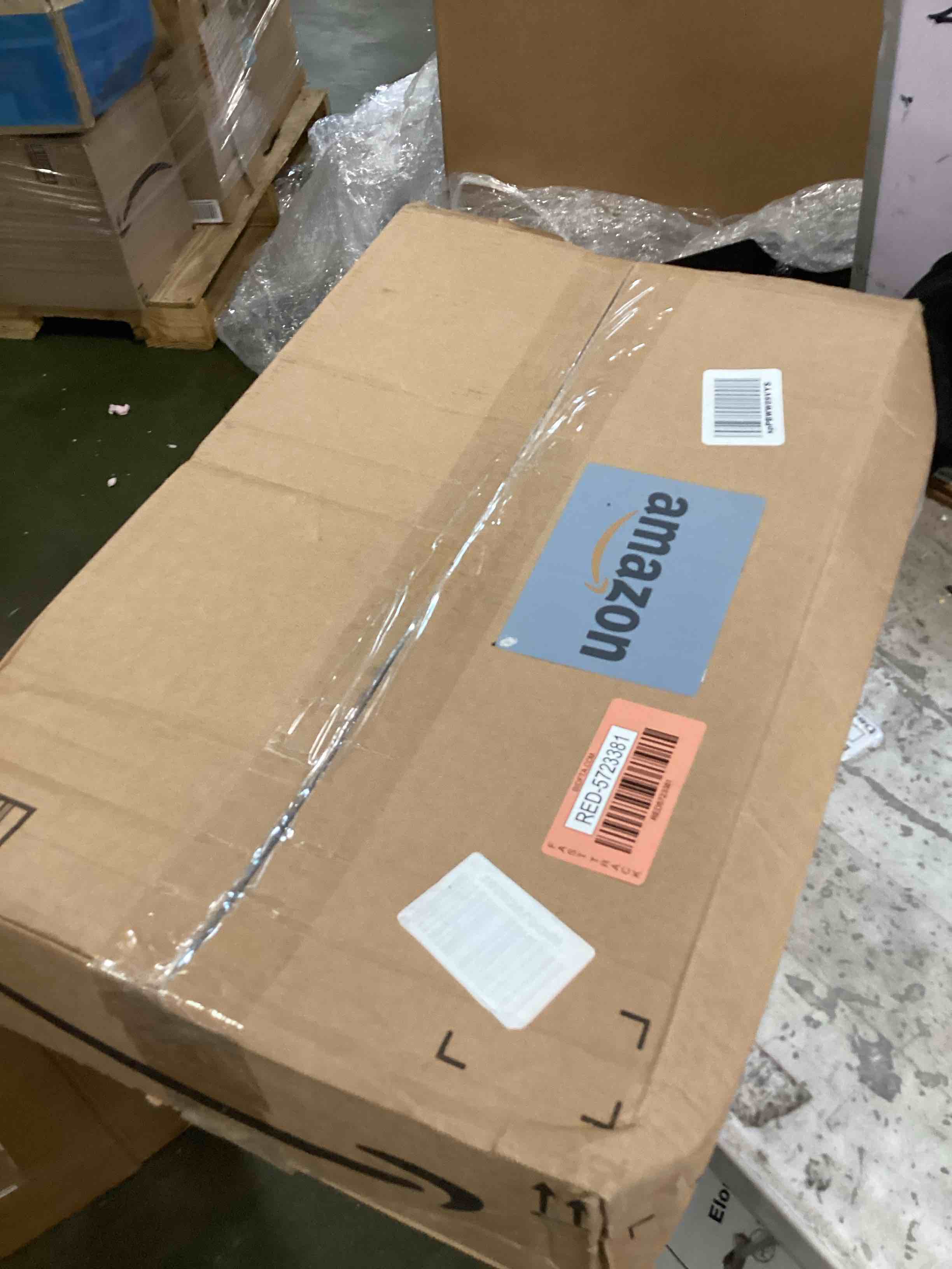 https://s3.amazonaws.com/lotting-images-prod/bidfta/RED5723381_1715005195194.jpeg