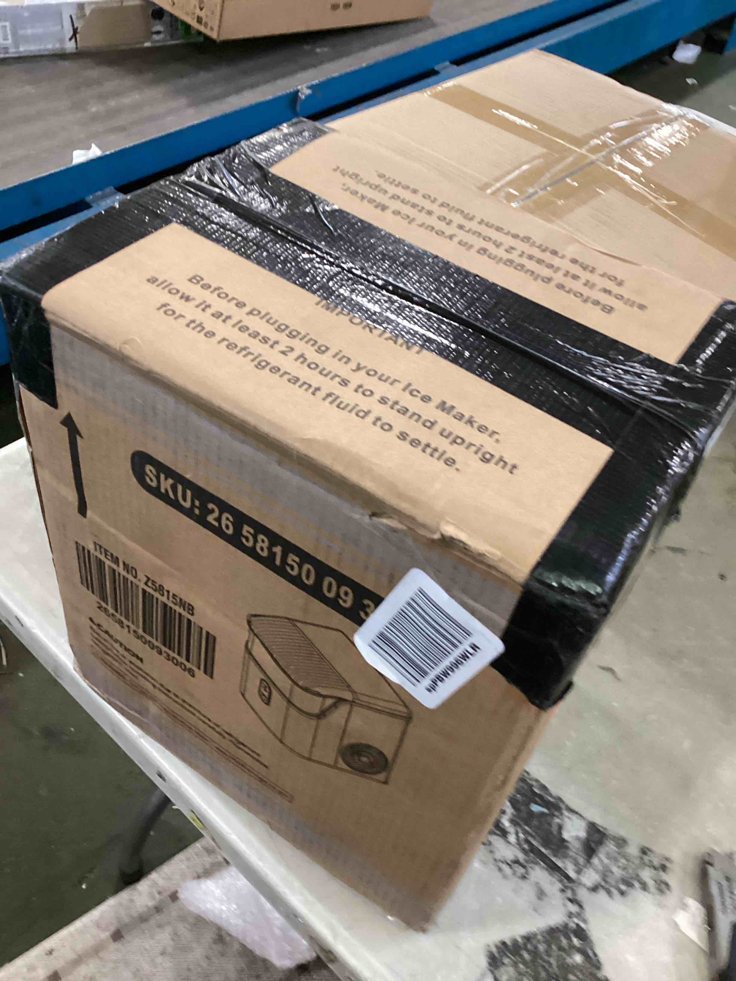 https://s3.amazonaws.com/lotting-images-prod/bidfta/RED5723839_1715109476102.jpeg