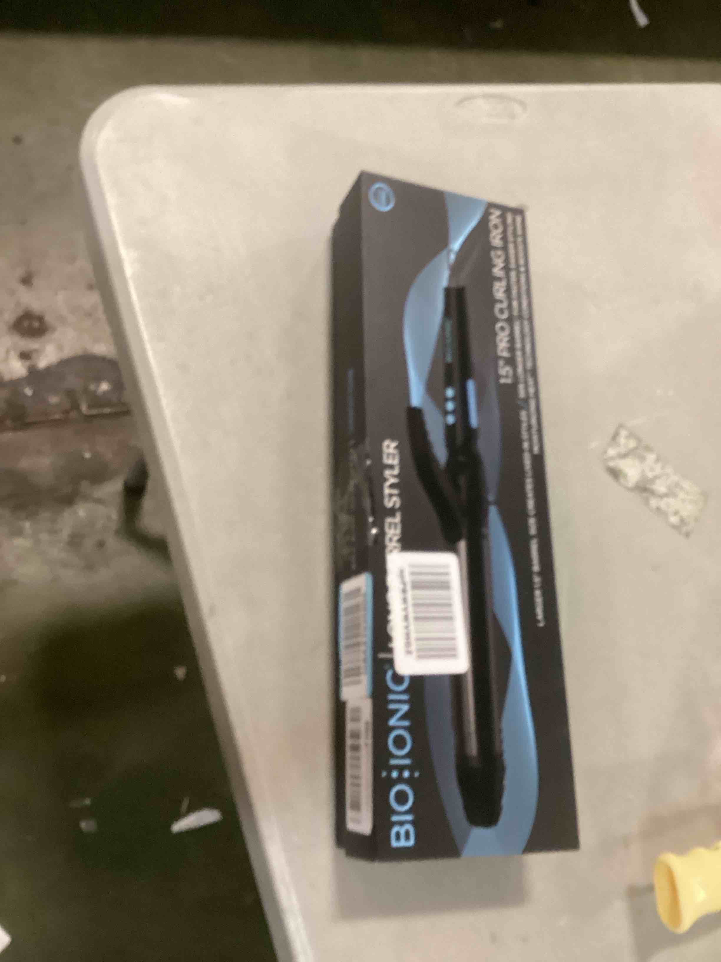 https://s3.amazonaws.com/lotting-images-prod/bidfta/RED5725182_1715102189391.jpeg