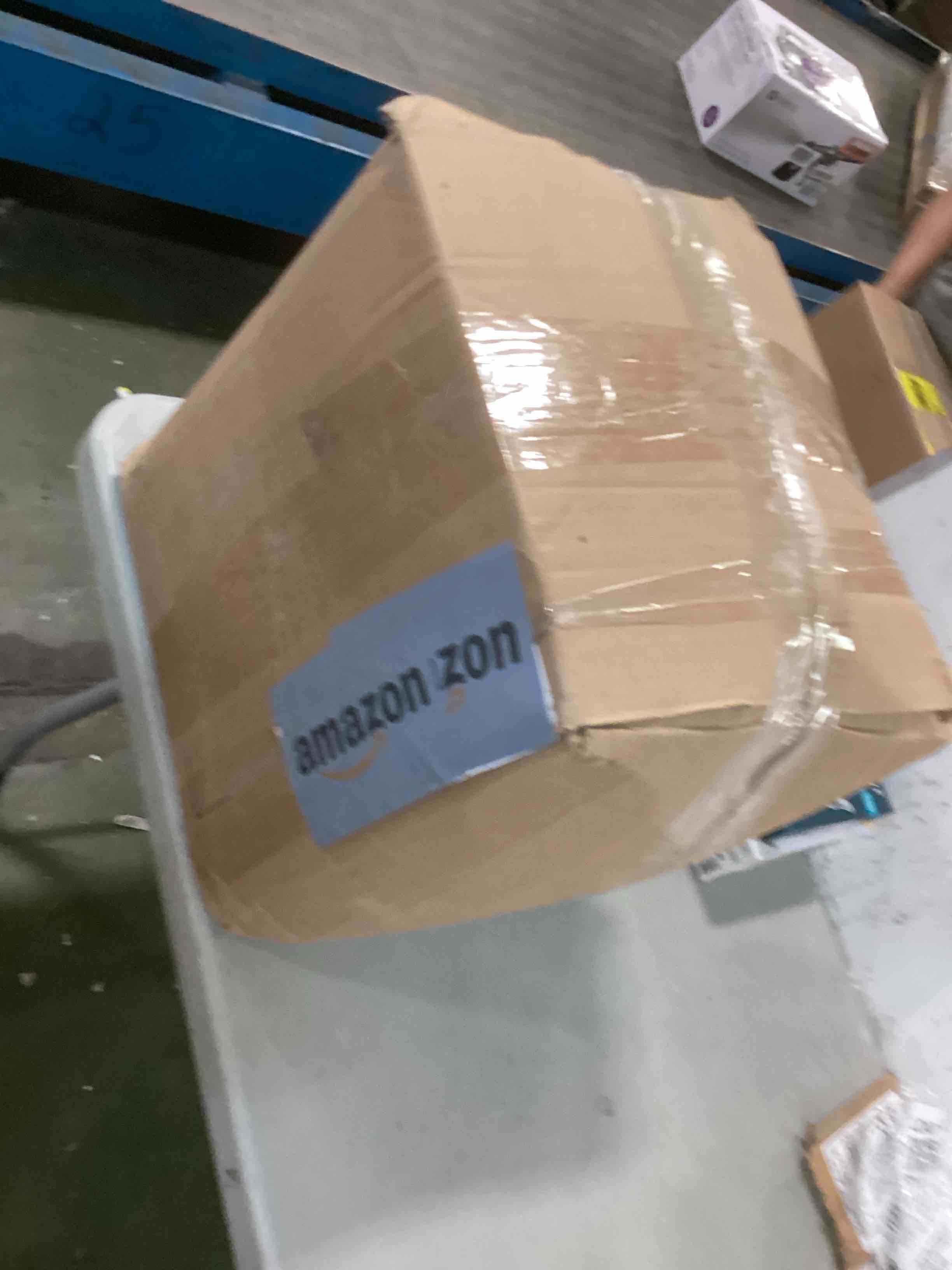 https://s3.amazonaws.com/lotting-images-prod/bidfta/RED5725216_1715104954300.jpeg
