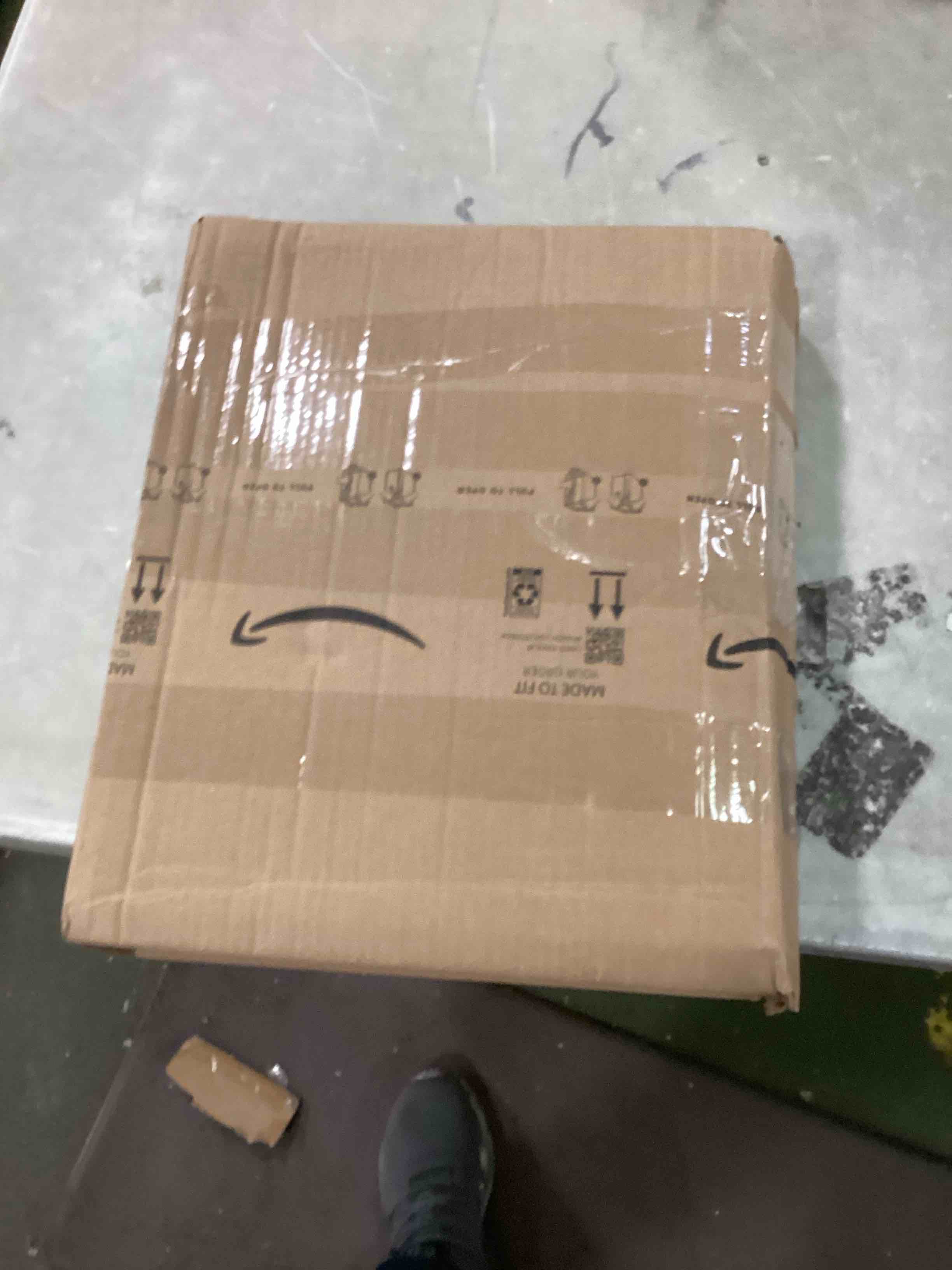 https://s3.amazonaws.com/lotting-images-prod/bidfta/RED5725742_1715269062485.jpeg
