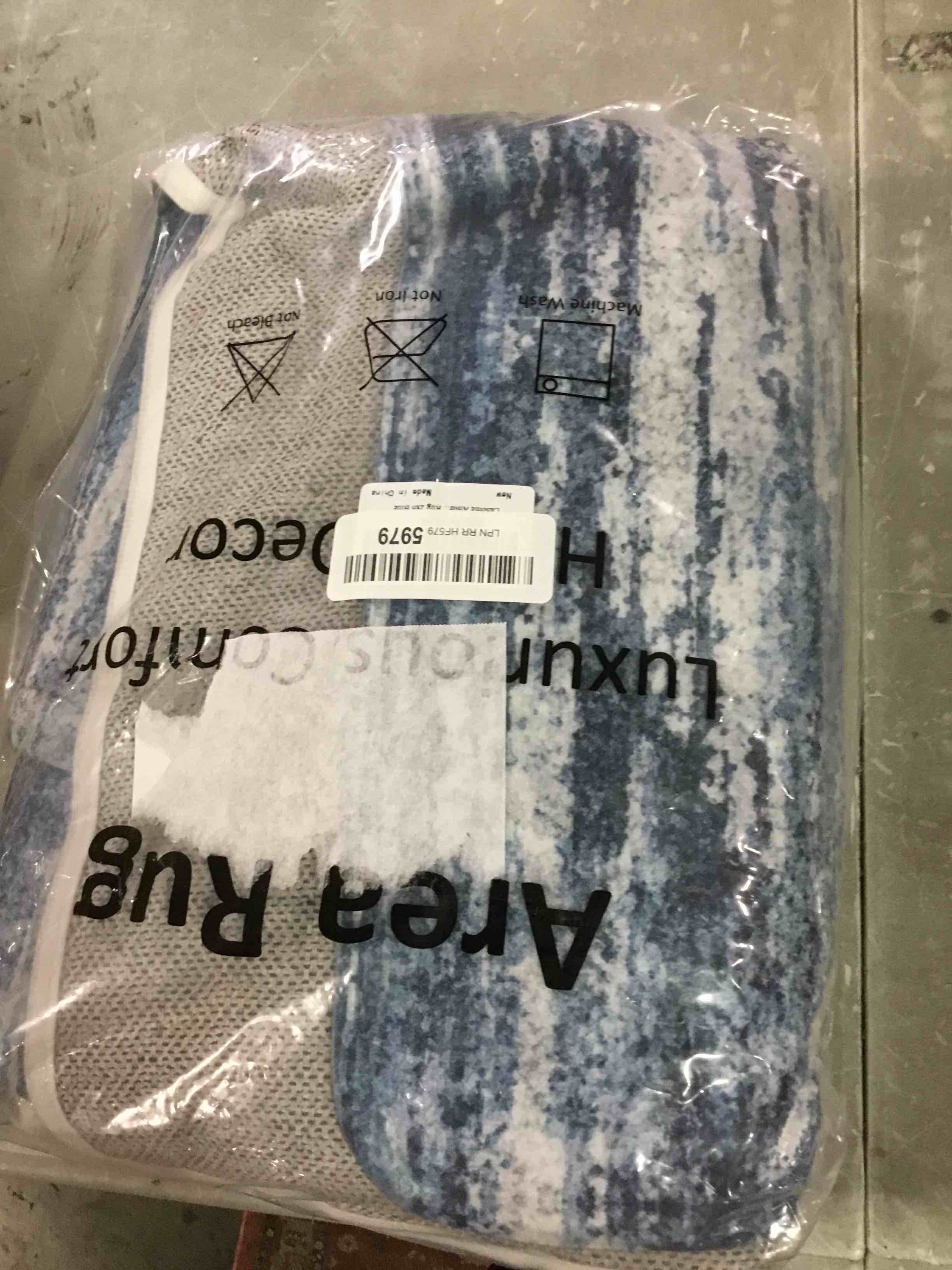 https://s3.amazonaws.com/lotting-images-prod/bidfta/RED5726172_1715176668065.jpeg