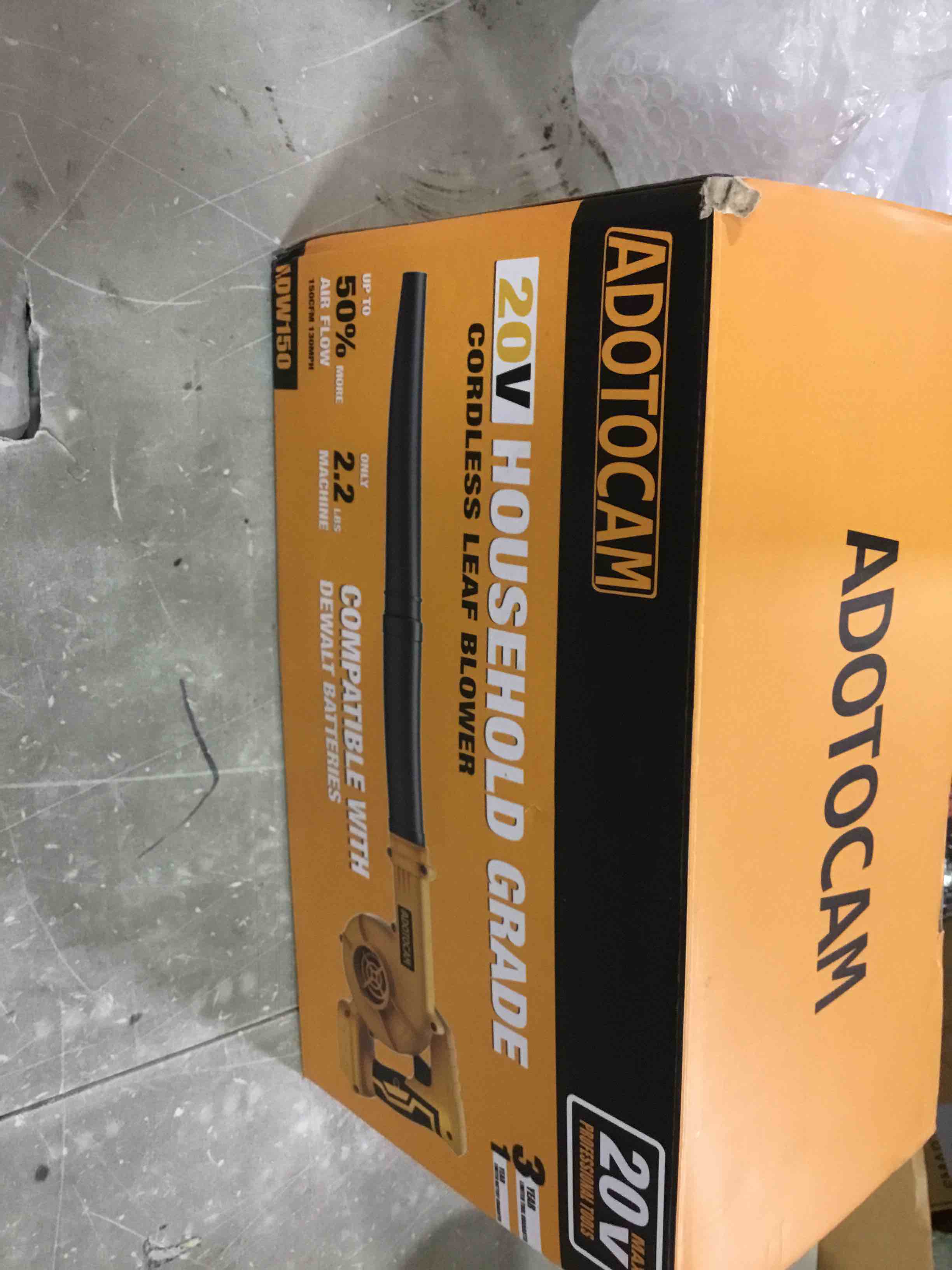 https://s3.amazonaws.com/lotting-images-prod/bidfta/RED5726178_1715178453827.jpeg