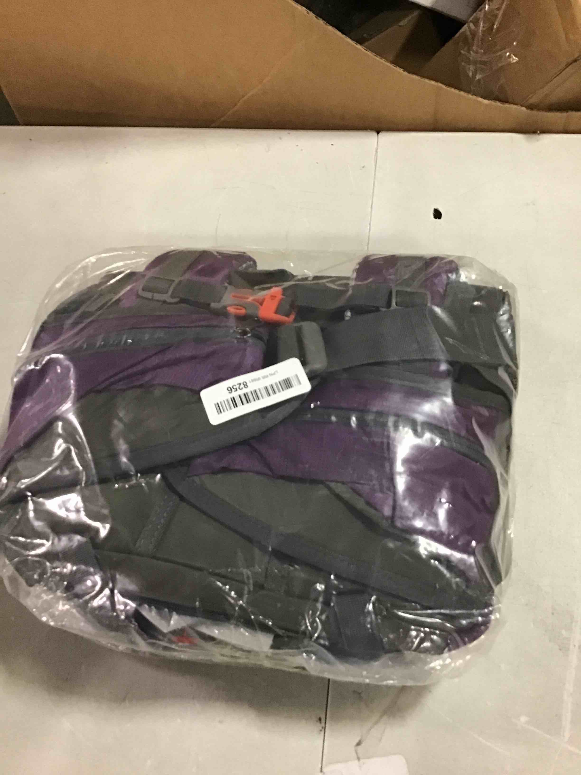 https://s3.amazonaws.com/lotting-images-prod/bidfta/RED5727051_1715804103158.jpeg