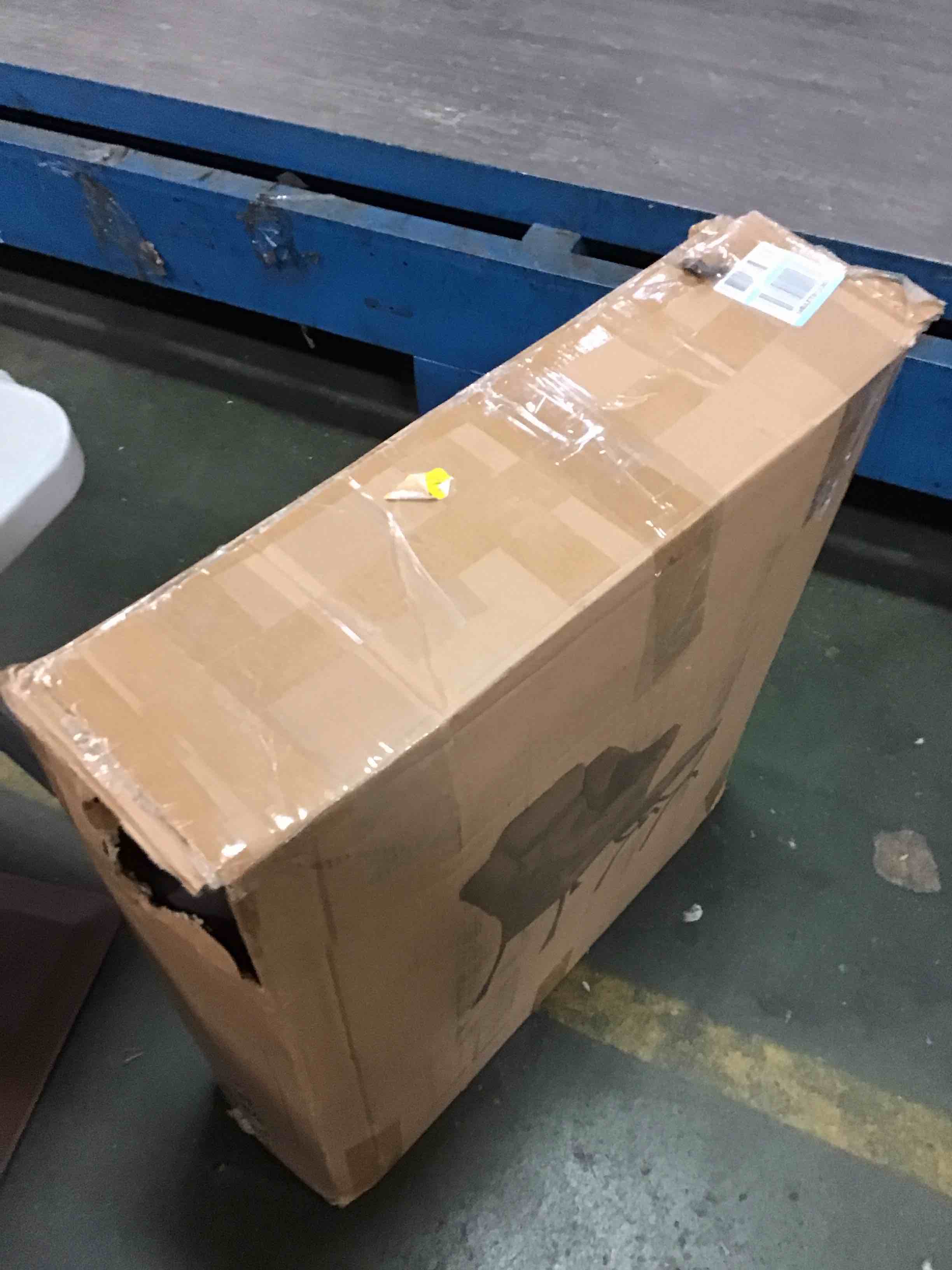 https://s3.amazonaws.com/lotting-images-prod/bidfta/RED5727994_1715858250330.jpeg