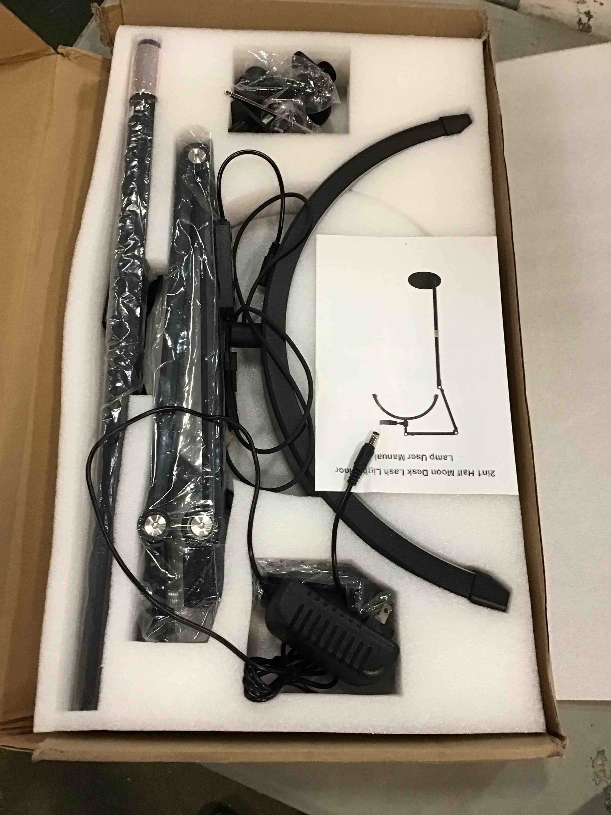 https://s3.amazonaws.com/lotting-images-prod/bidfta/RED5728299_1715951203594.jpeg
