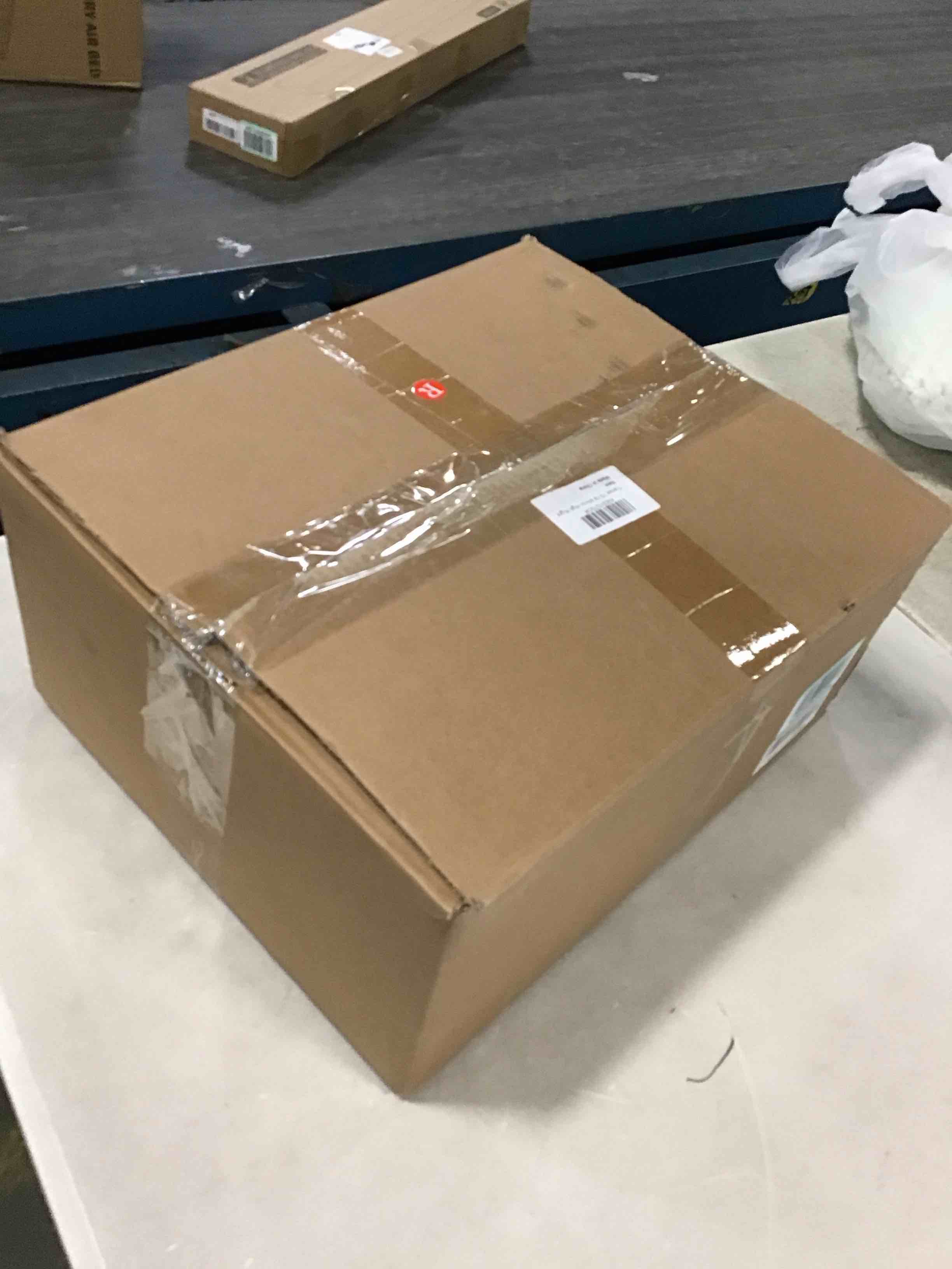https://s3.amazonaws.com/lotting-images-prod/bidfta/RED5728758_1716299324955.jpeg