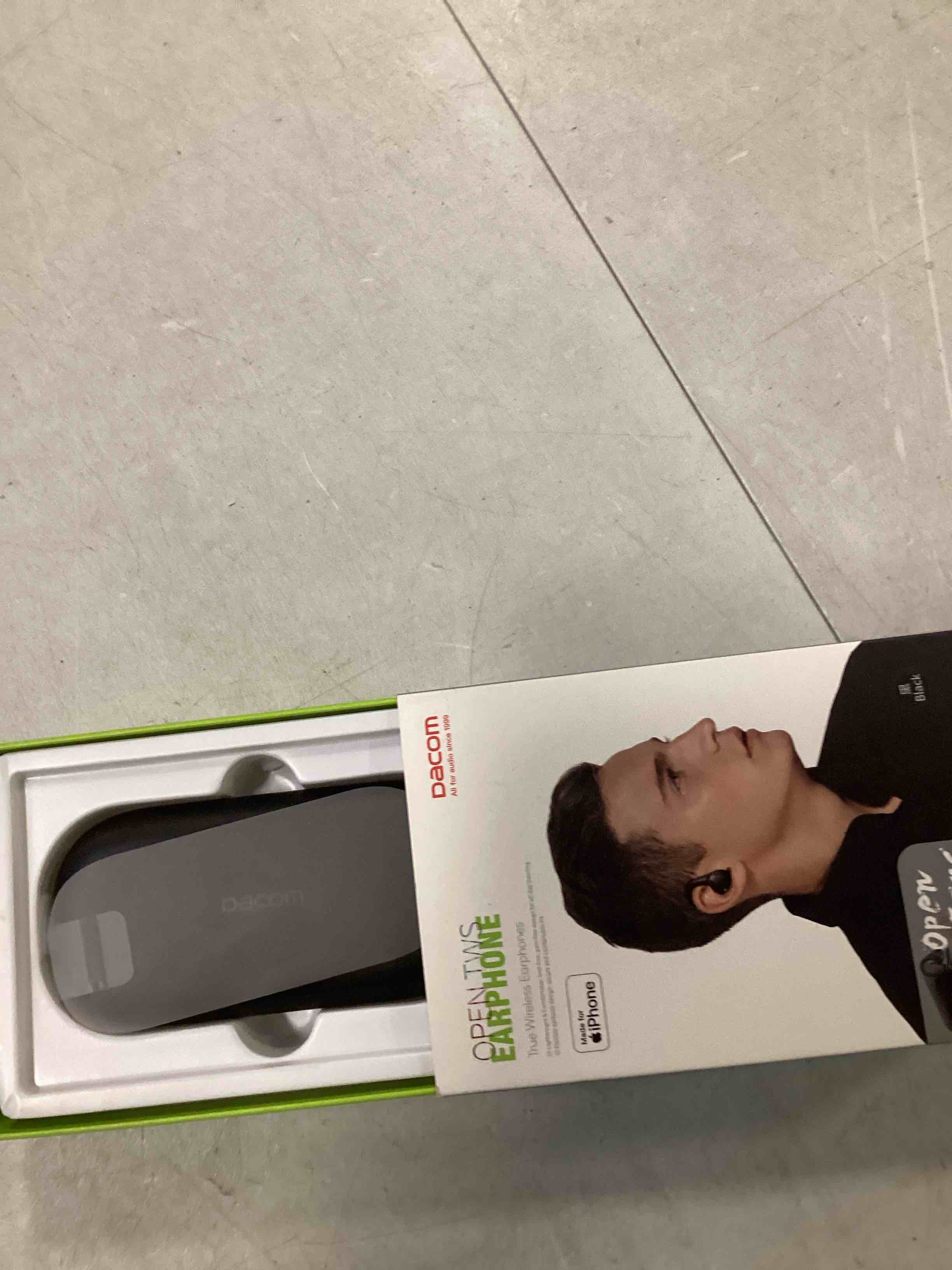 https://s3.amazonaws.com/lotting-images-prod/bidfta/RED5728965_1715085330978.jpeg