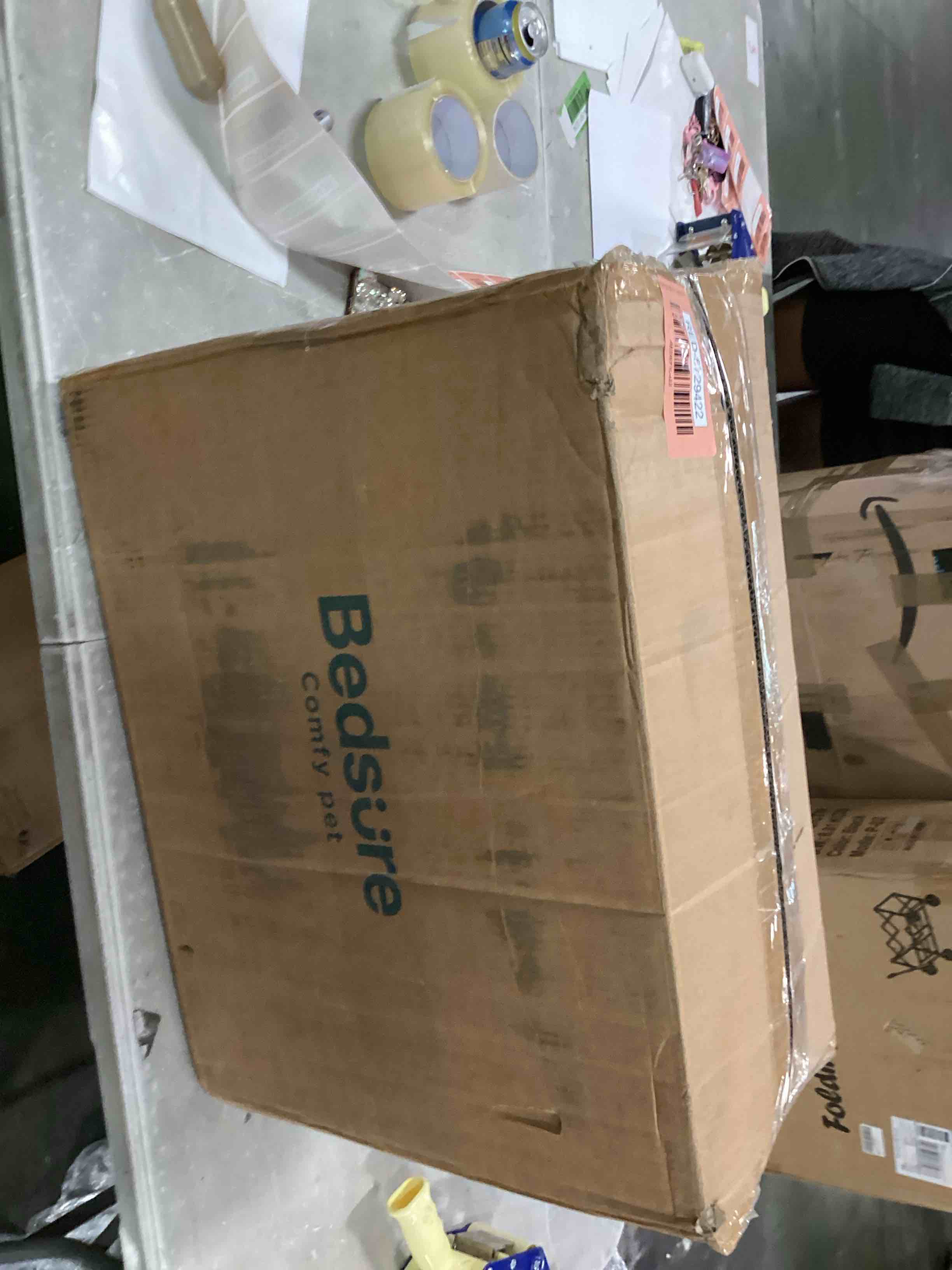 https://s3.amazonaws.com/lotting-images-prod/bidfta/RED5729422_1715265306810.jpeg
