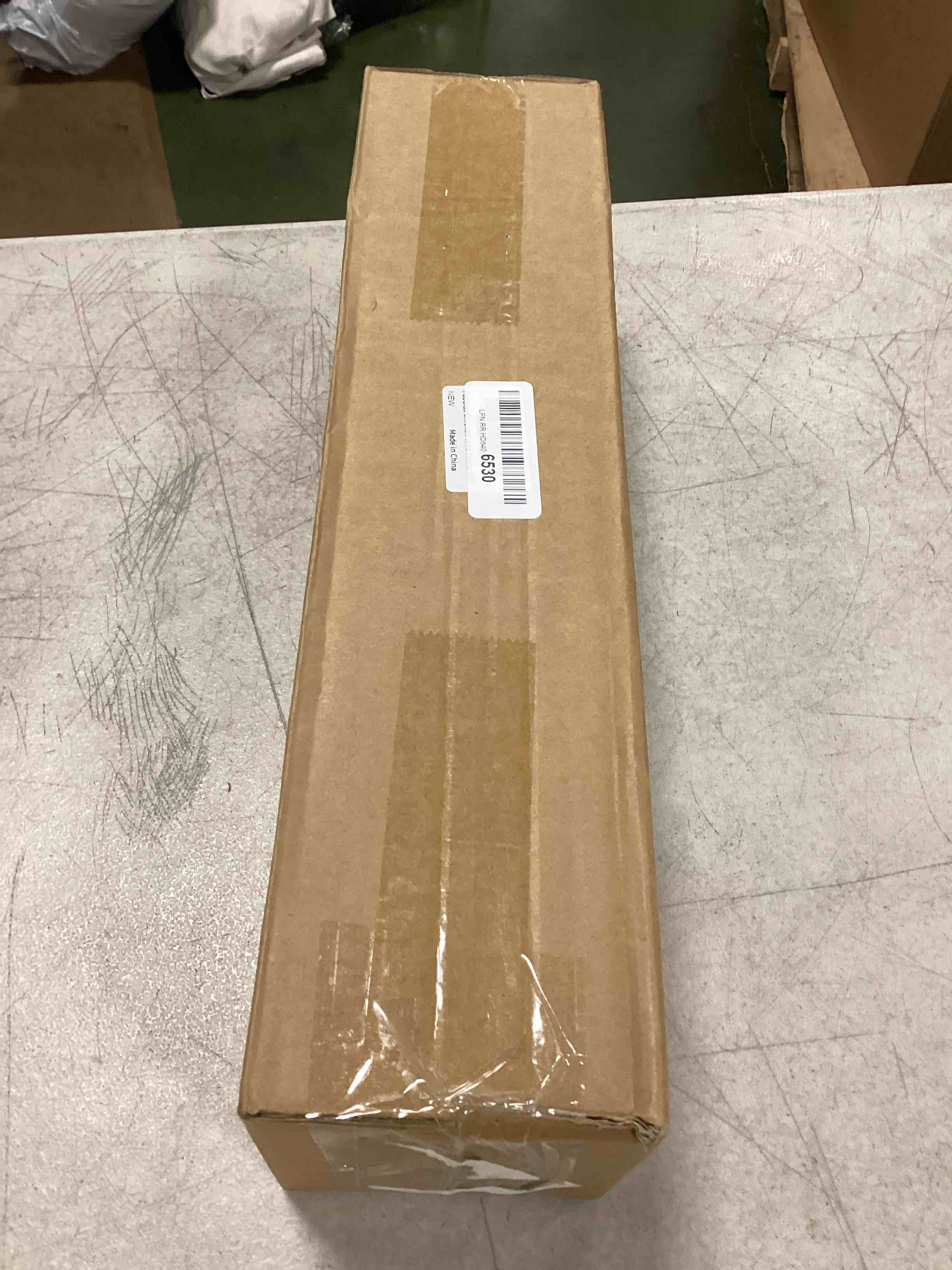 https://s3.amazonaws.com/lotting-images-prod/bidfta/RED5731033_1715102291424.jpeg