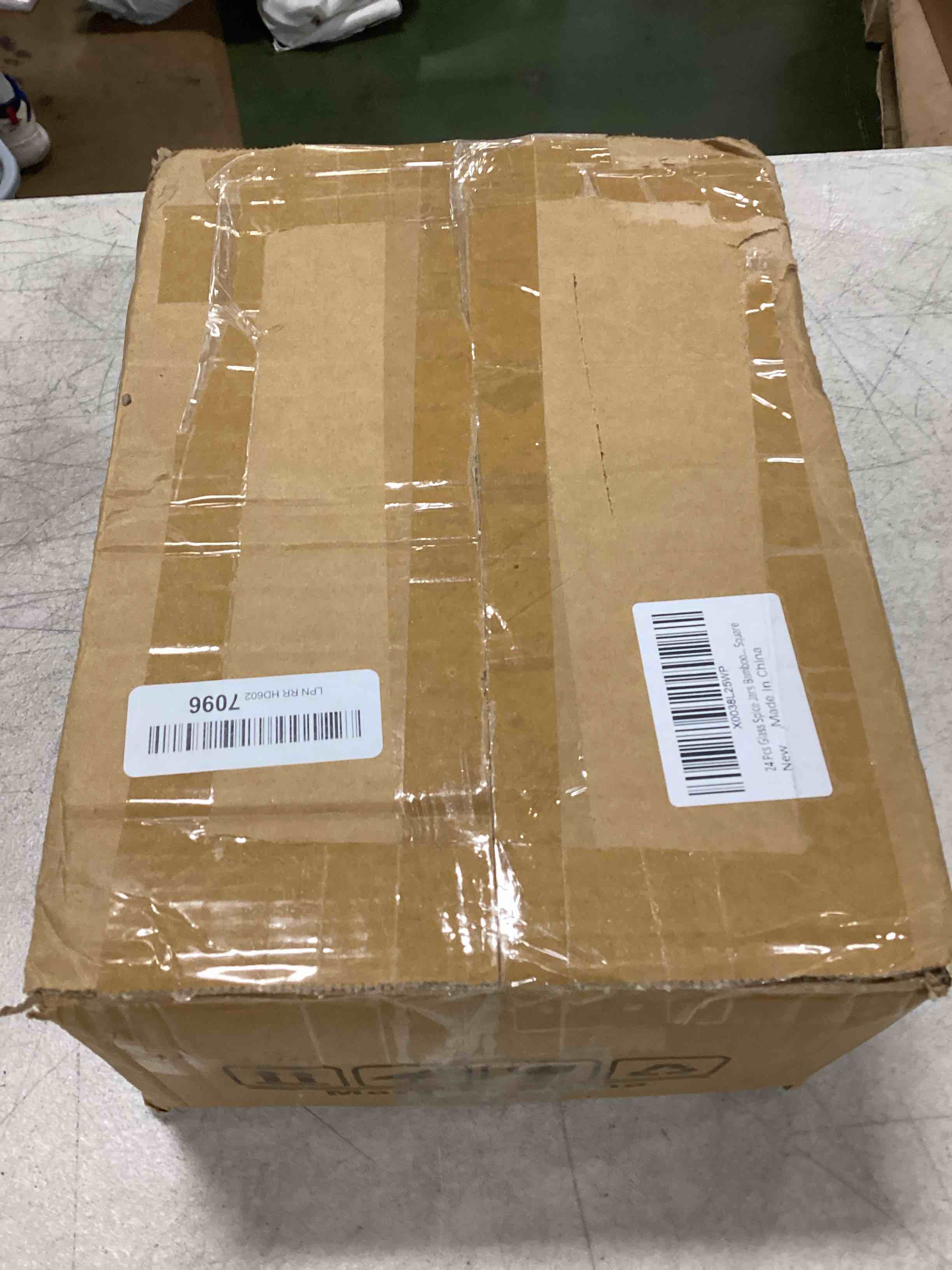 https://s3.amazonaws.com/lotting-images-prod/bidfta/RED5731042_1715103204487.jpeg