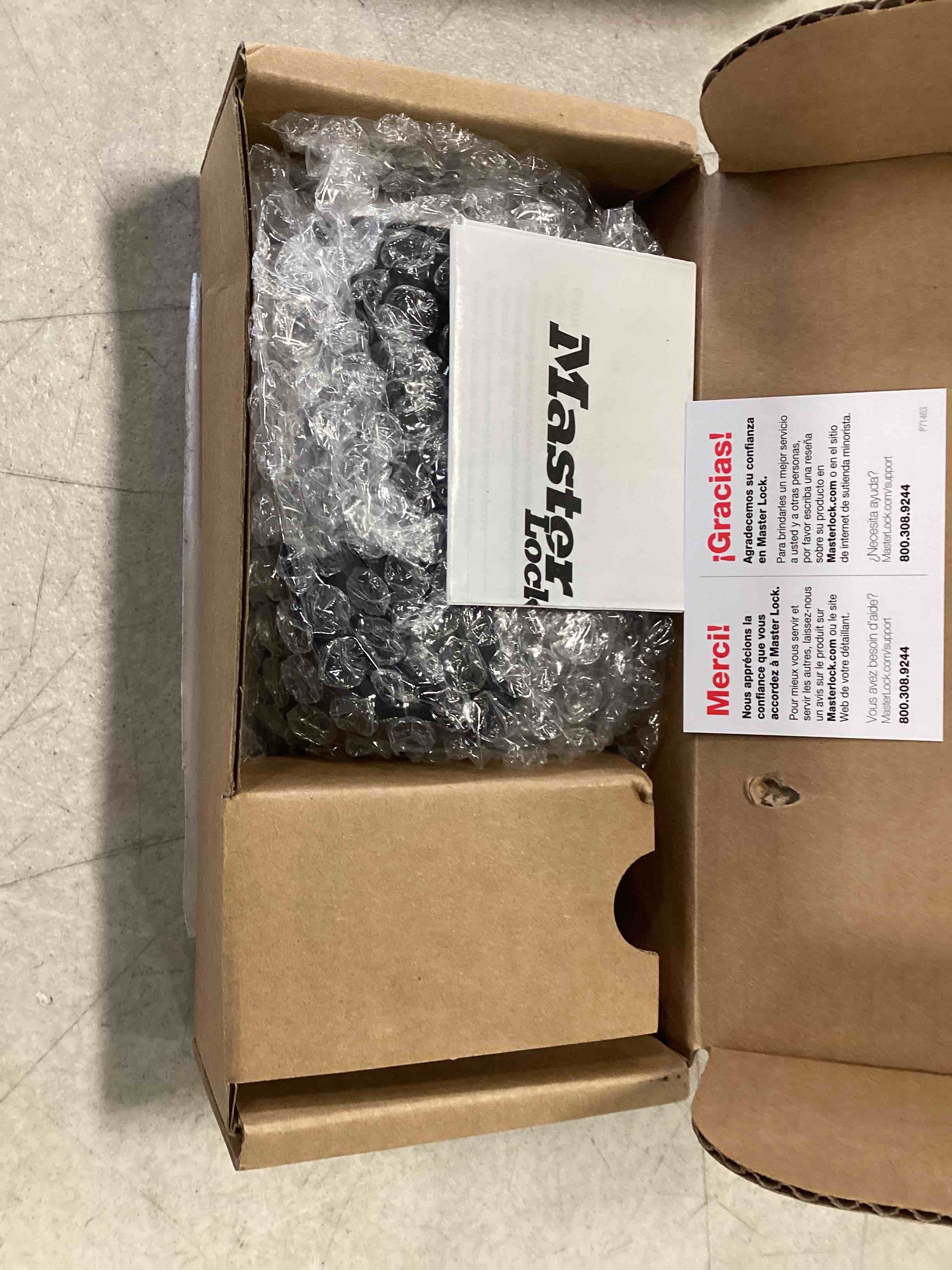 https://s3.amazonaws.com/lotting-images-prod/bidfta/RED5731184_1715170121281.jpeg