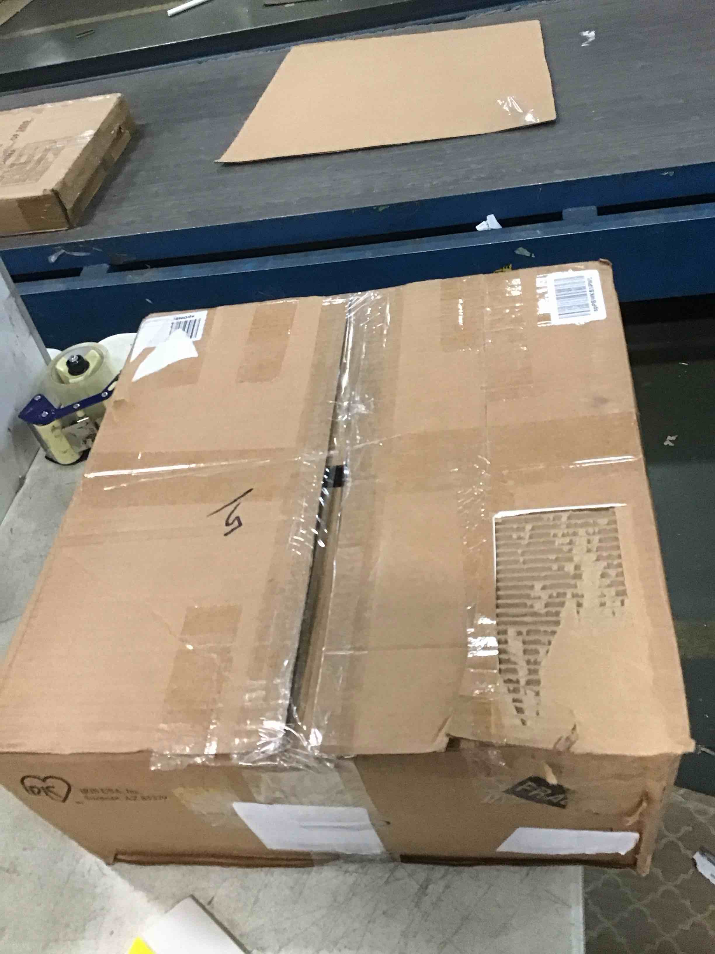 https://s3.amazonaws.com/lotting-images-prod/bidfta/RED5732699_1705086931112.jpeg