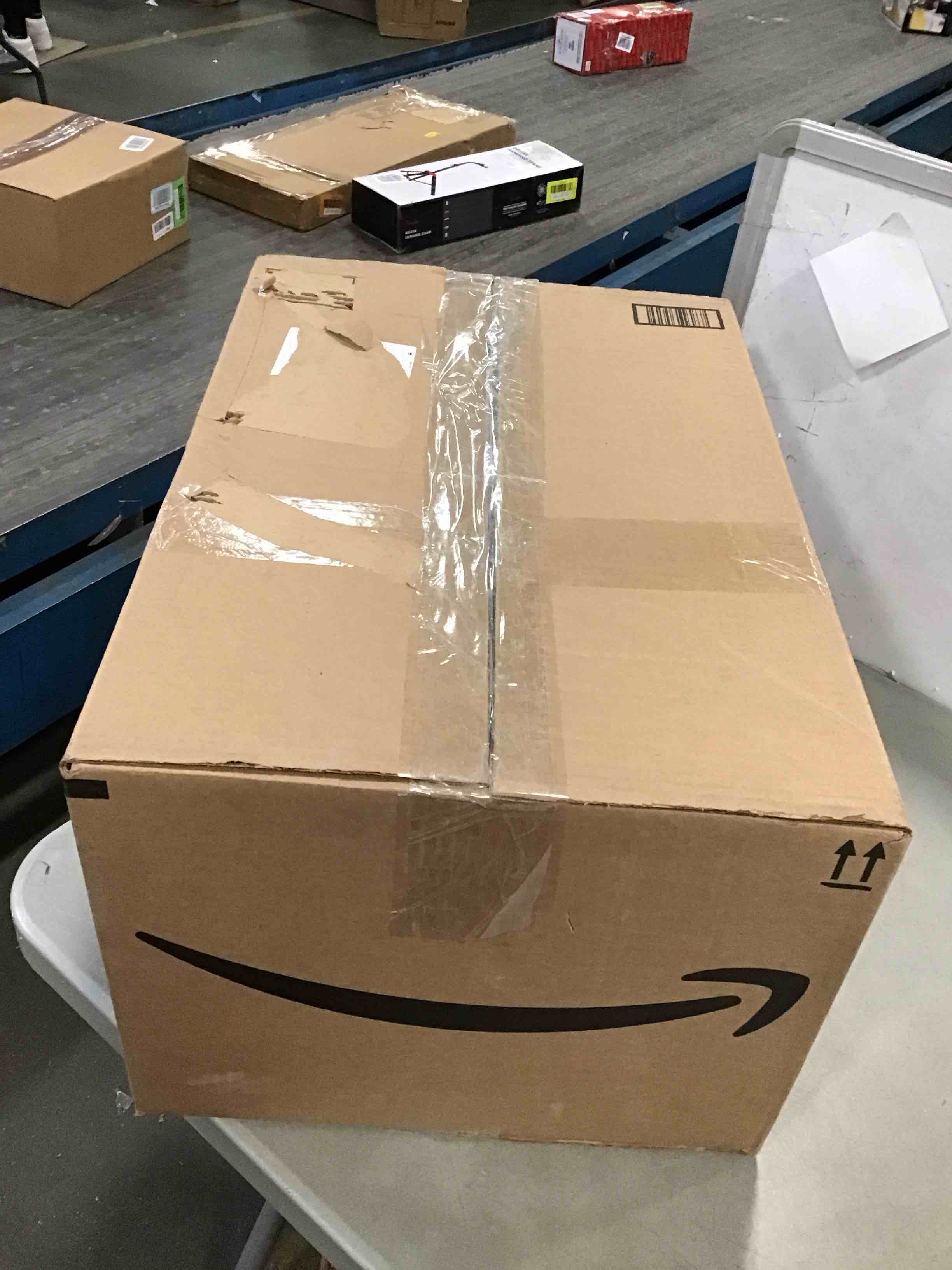 https://s3.amazonaws.com/lotting-images-prod/bidfta/RED5733364_1705501561557.jpeg