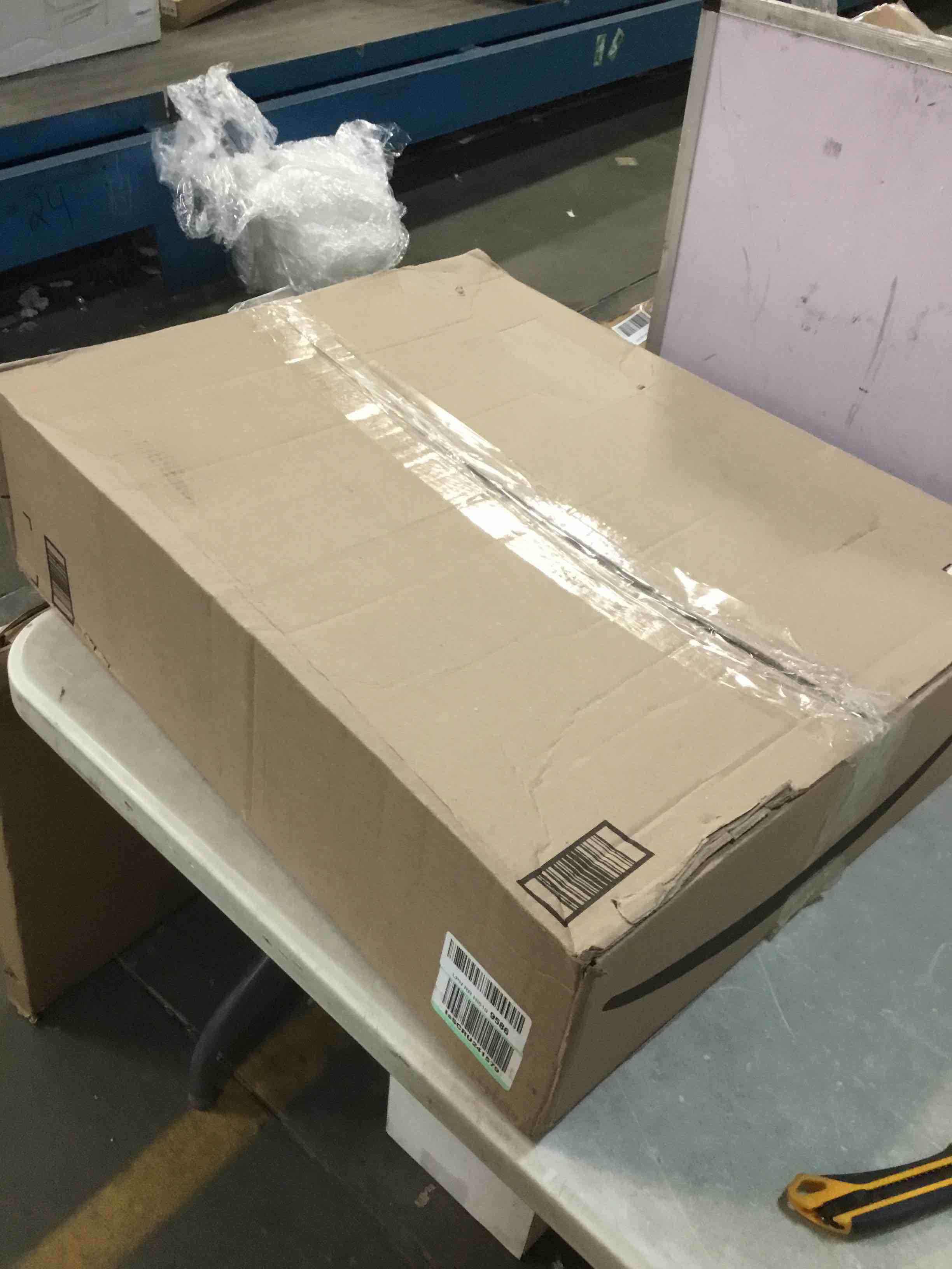 https://s3.amazonaws.com/lotting-images-prod/bidfta/RED5733843_1705768594230.jpeg