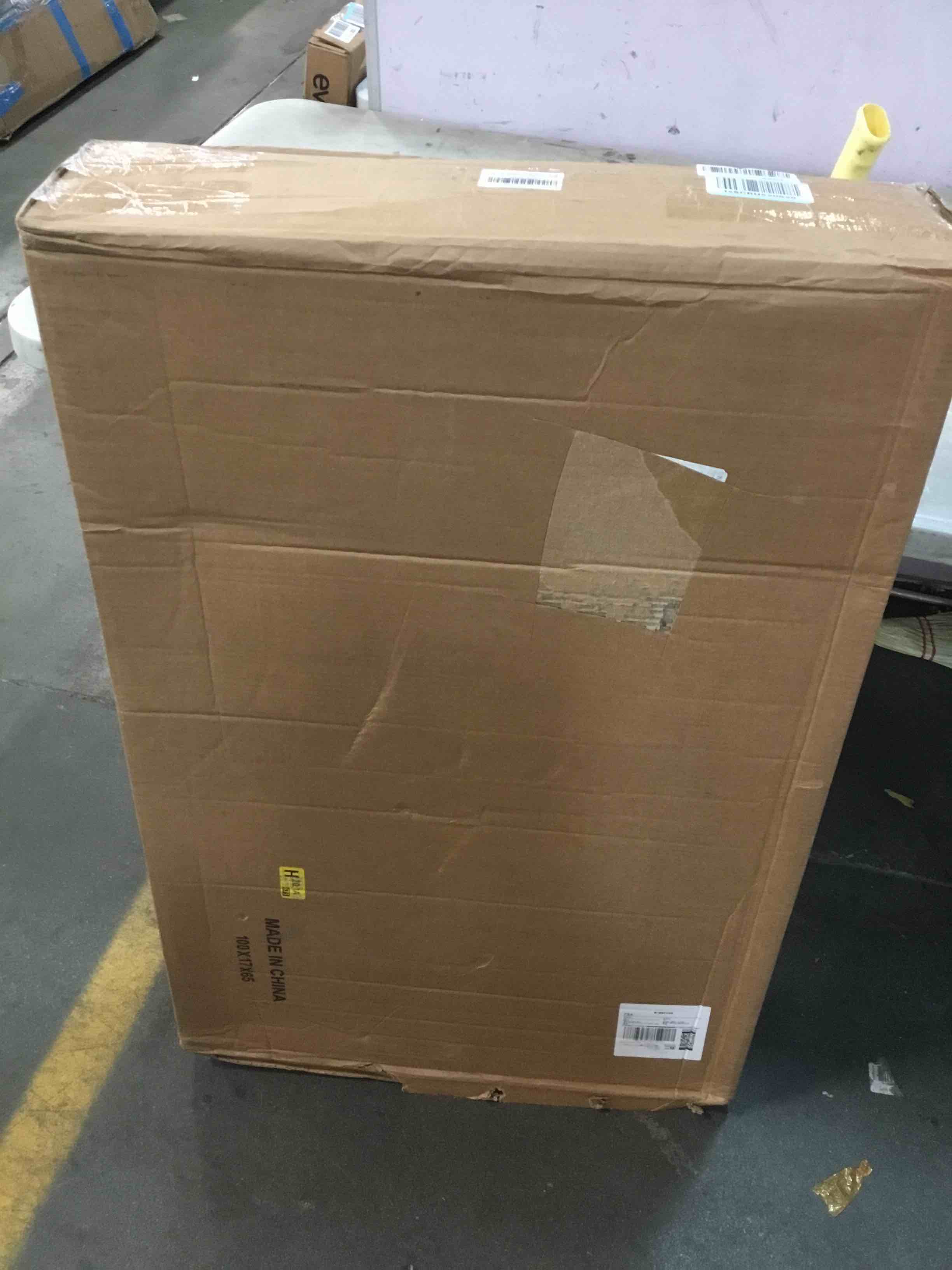 https://s3.amazonaws.com/lotting-images-prod/bidfta/RED5733847_1705769140580.jpeg