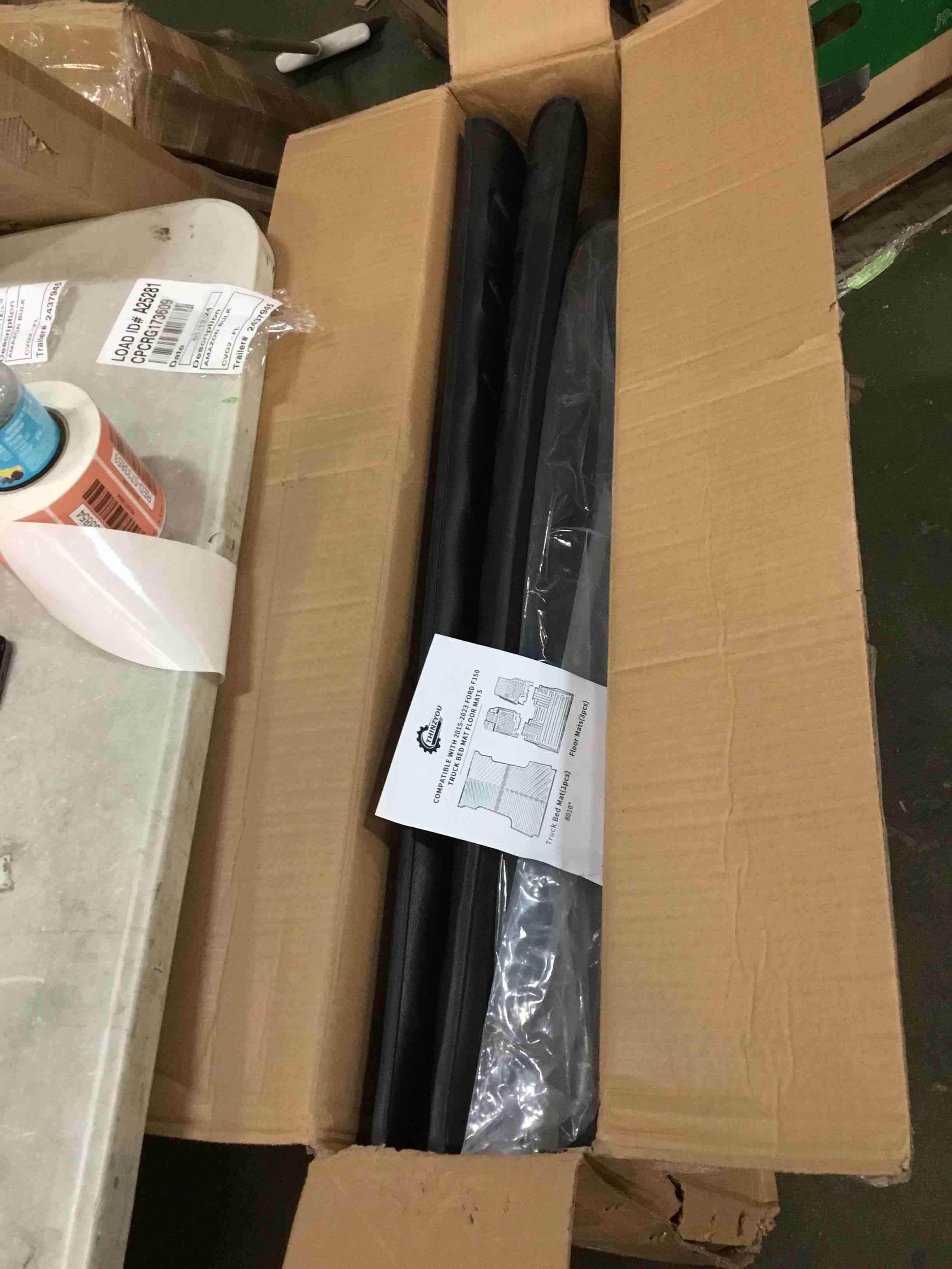 https://s3.amazonaws.com/lotting-images-prod/bidfta/RED5733847_1705769185613.jpeg