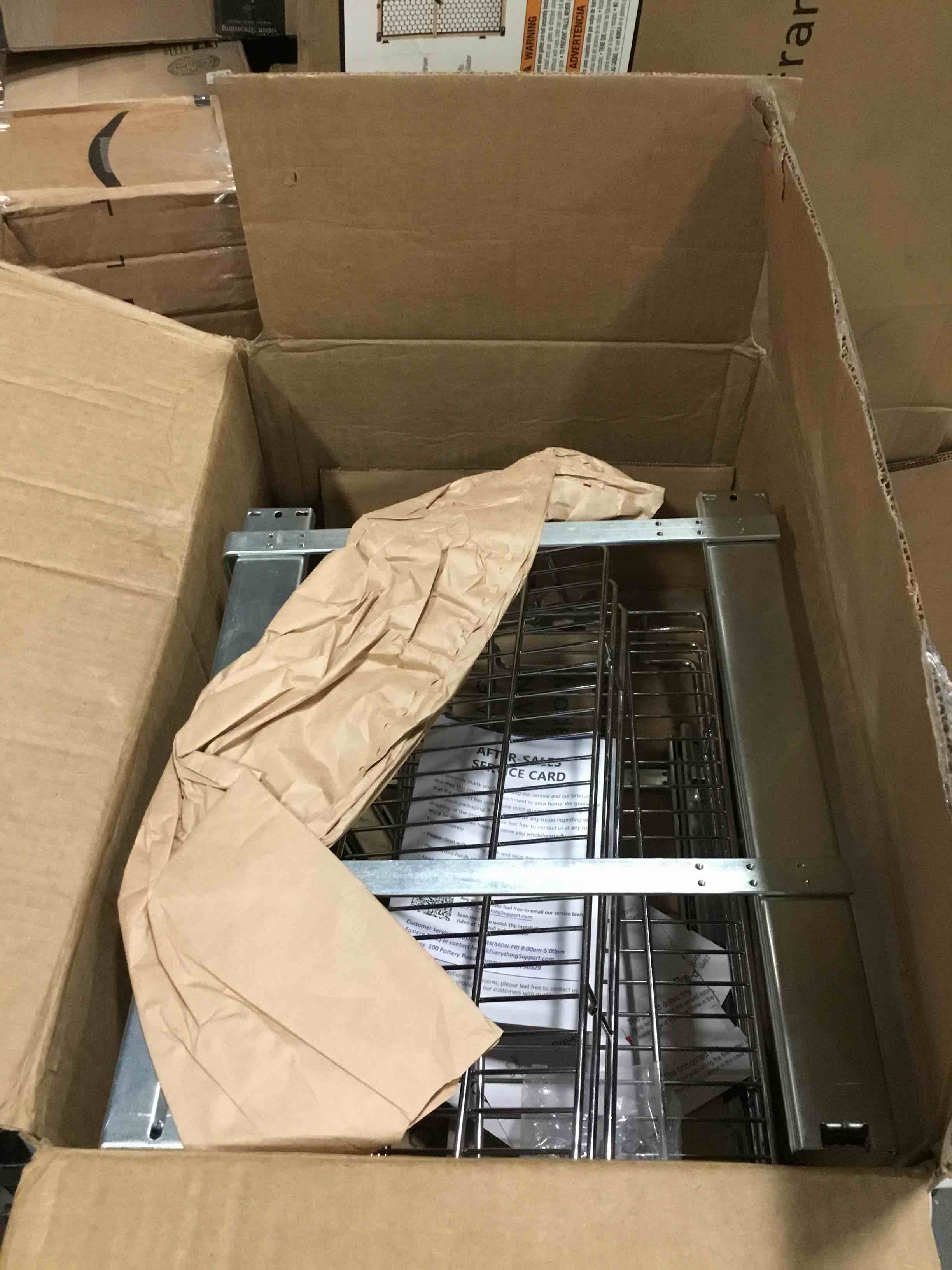 https://s3.amazonaws.com/lotting-images-prod/bidfta/RED5734572_1706275274160.jpeg