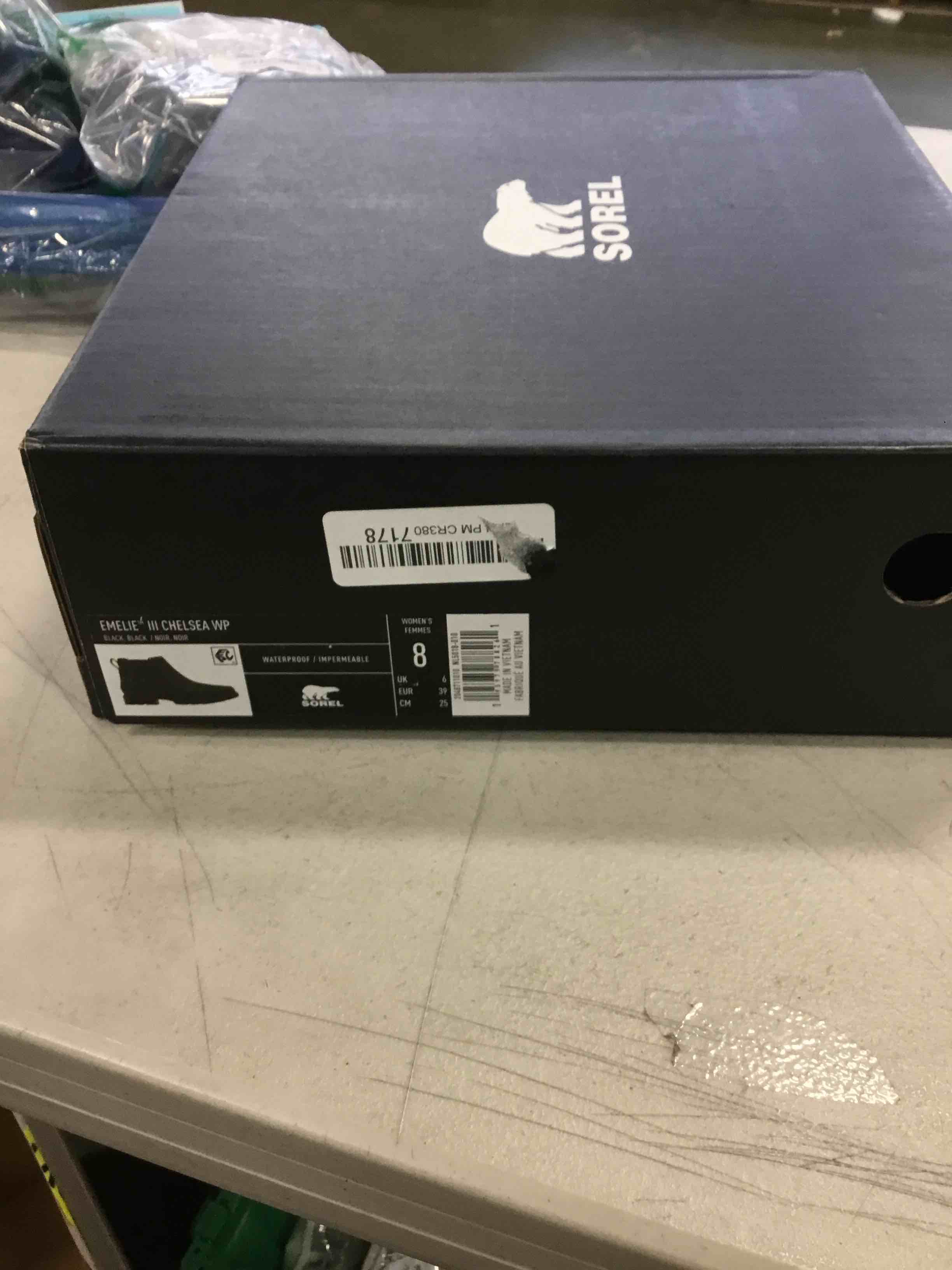 https://s3.amazonaws.com/lotting-images-prod/bidfta/RED5735526_1705077880810.jpeg
