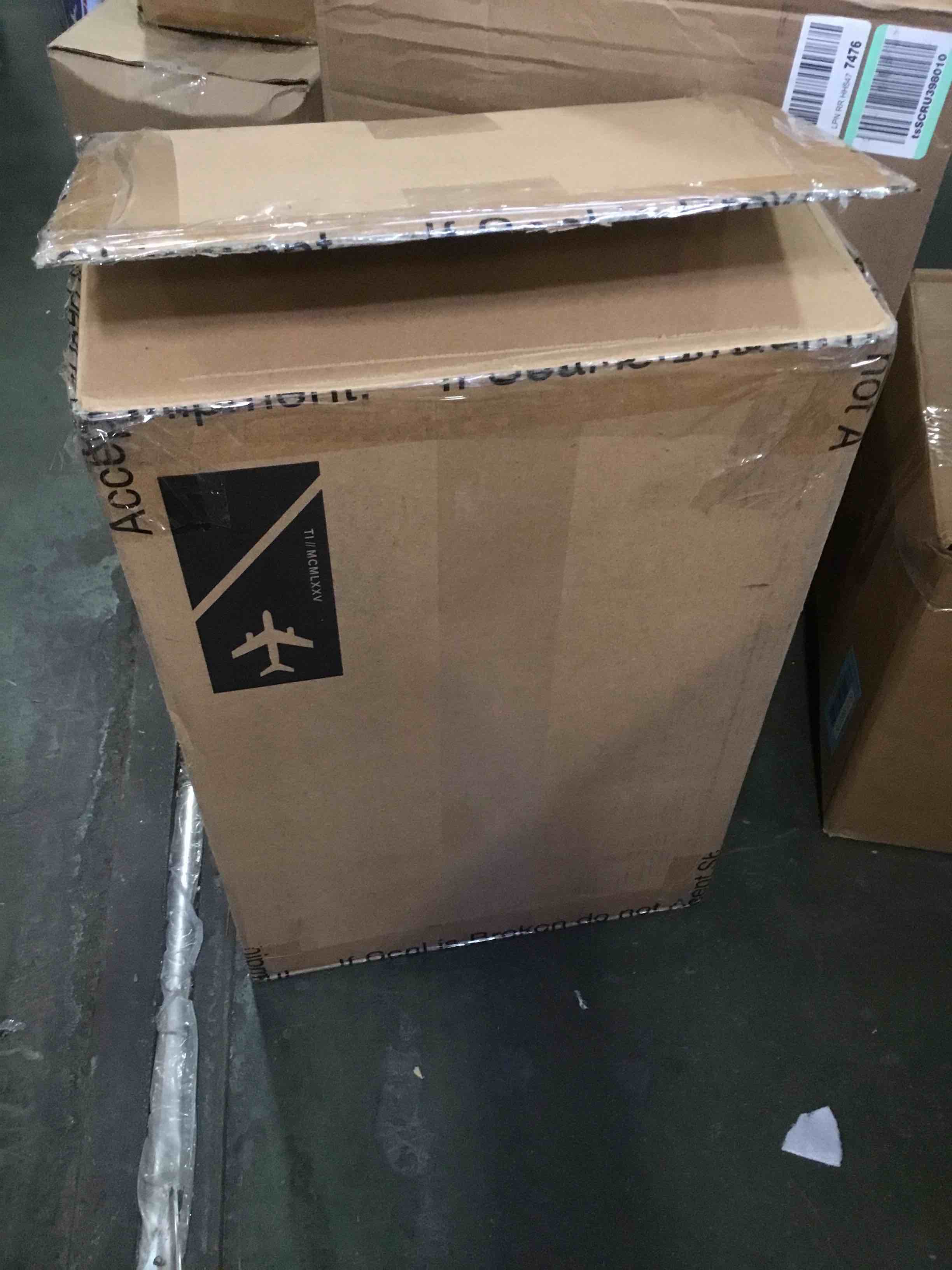 https://s3.amazonaws.com/lotting-images-prod/bidfta/RED5735998_1705508939783.jpeg