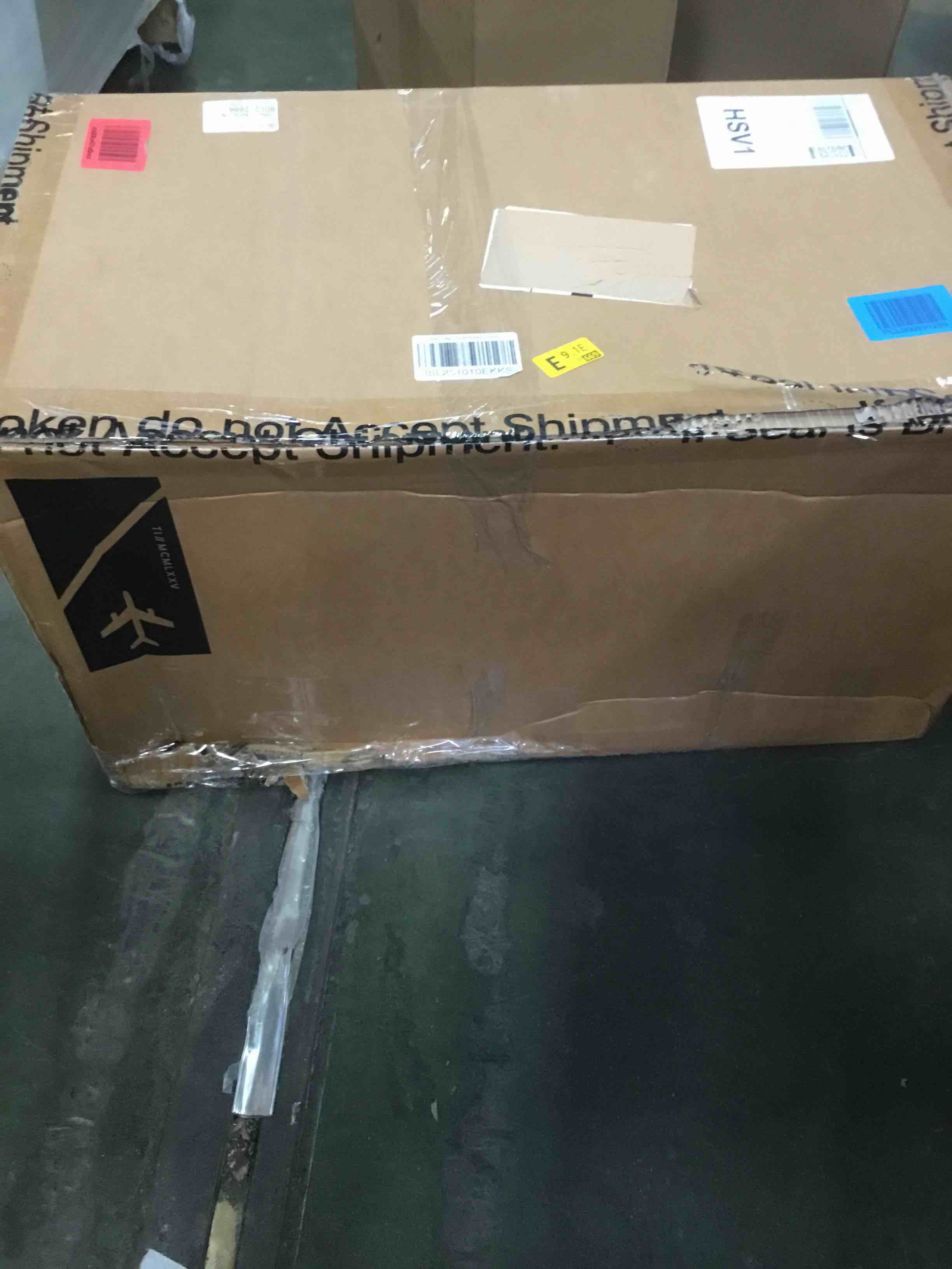 https://s3.amazonaws.com/lotting-images-prod/bidfta/RED5736012_1705515089306.jpeg
