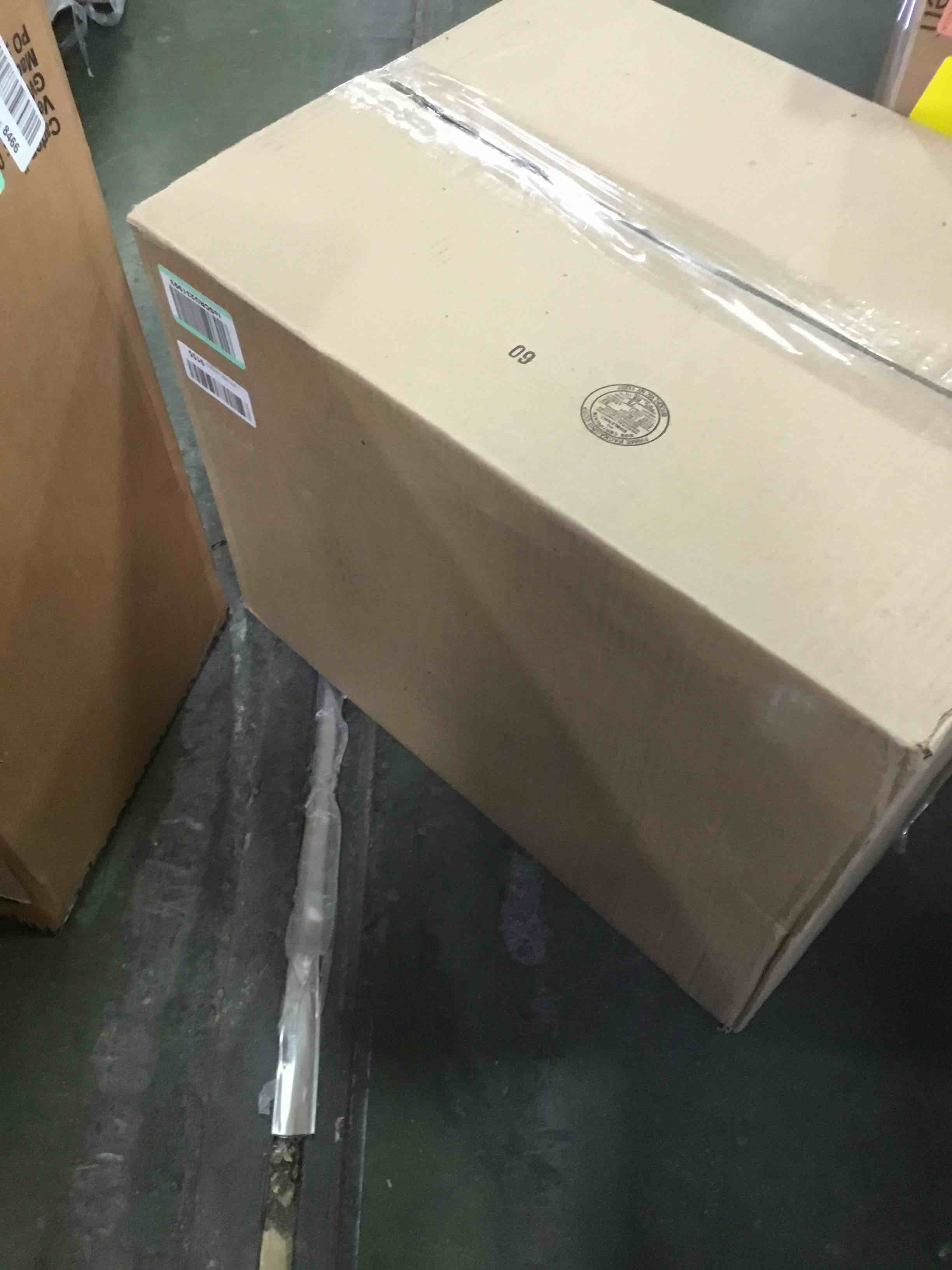 https://s3.amazonaws.com/lotting-images-prod/bidfta/RED5736014_1705515425395.jpeg
