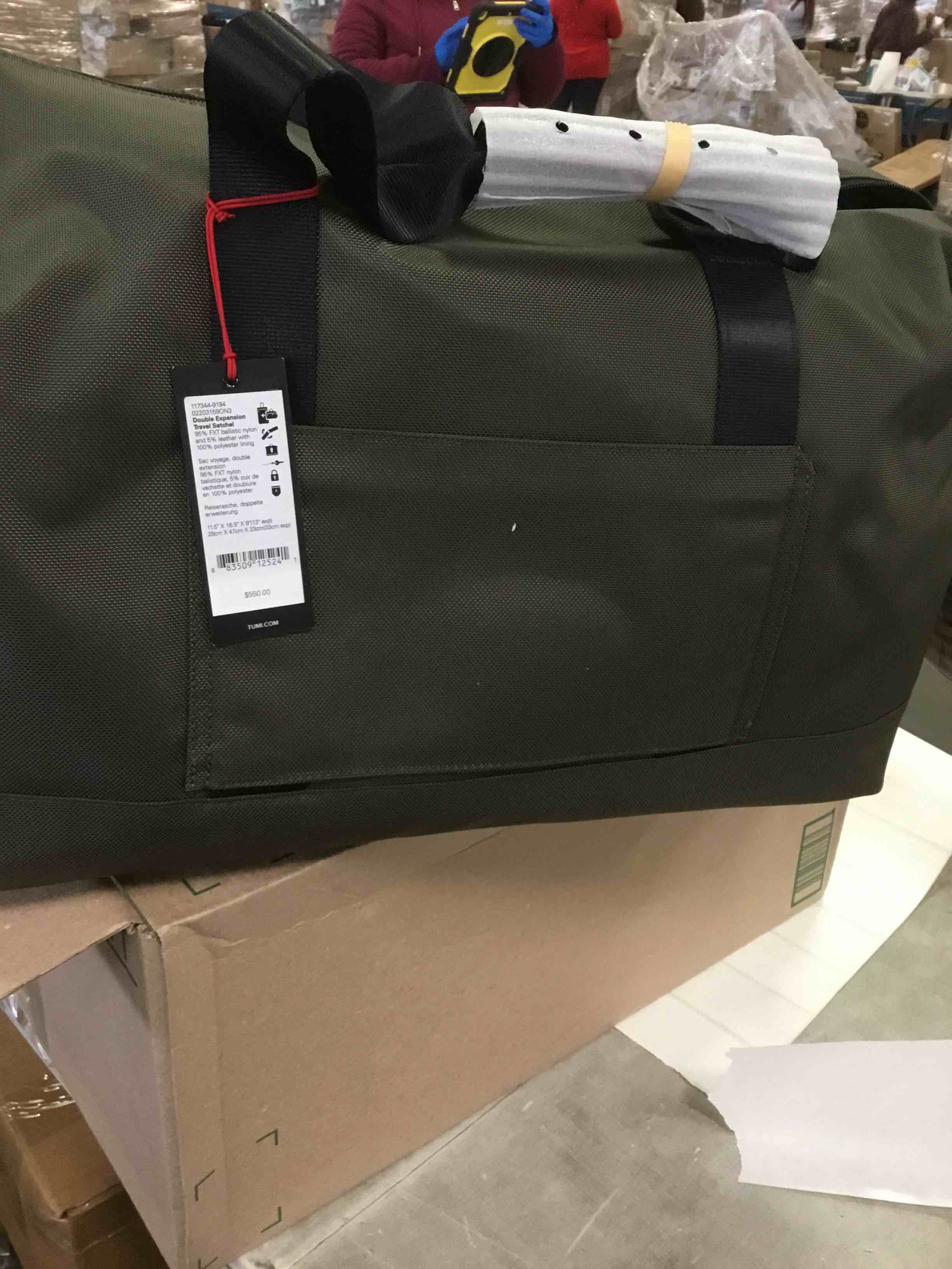 https://s3.amazonaws.com/lotting-images-prod/bidfta/RED5736016_1705515692704.jpeg