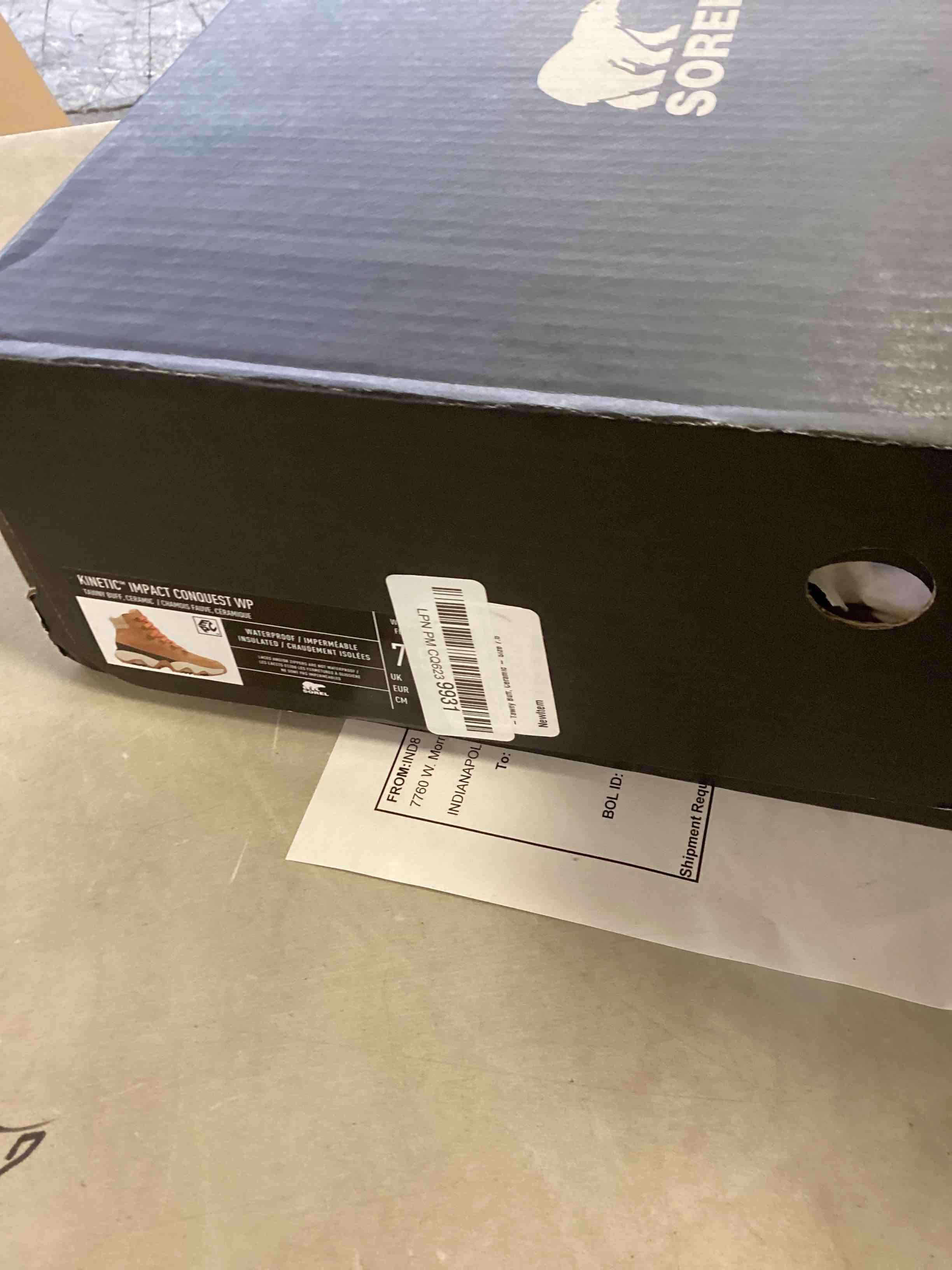https://s3.amazonaws.com/lotting-images-prod/bidfta/RED5736311_1705695899773.jpeg