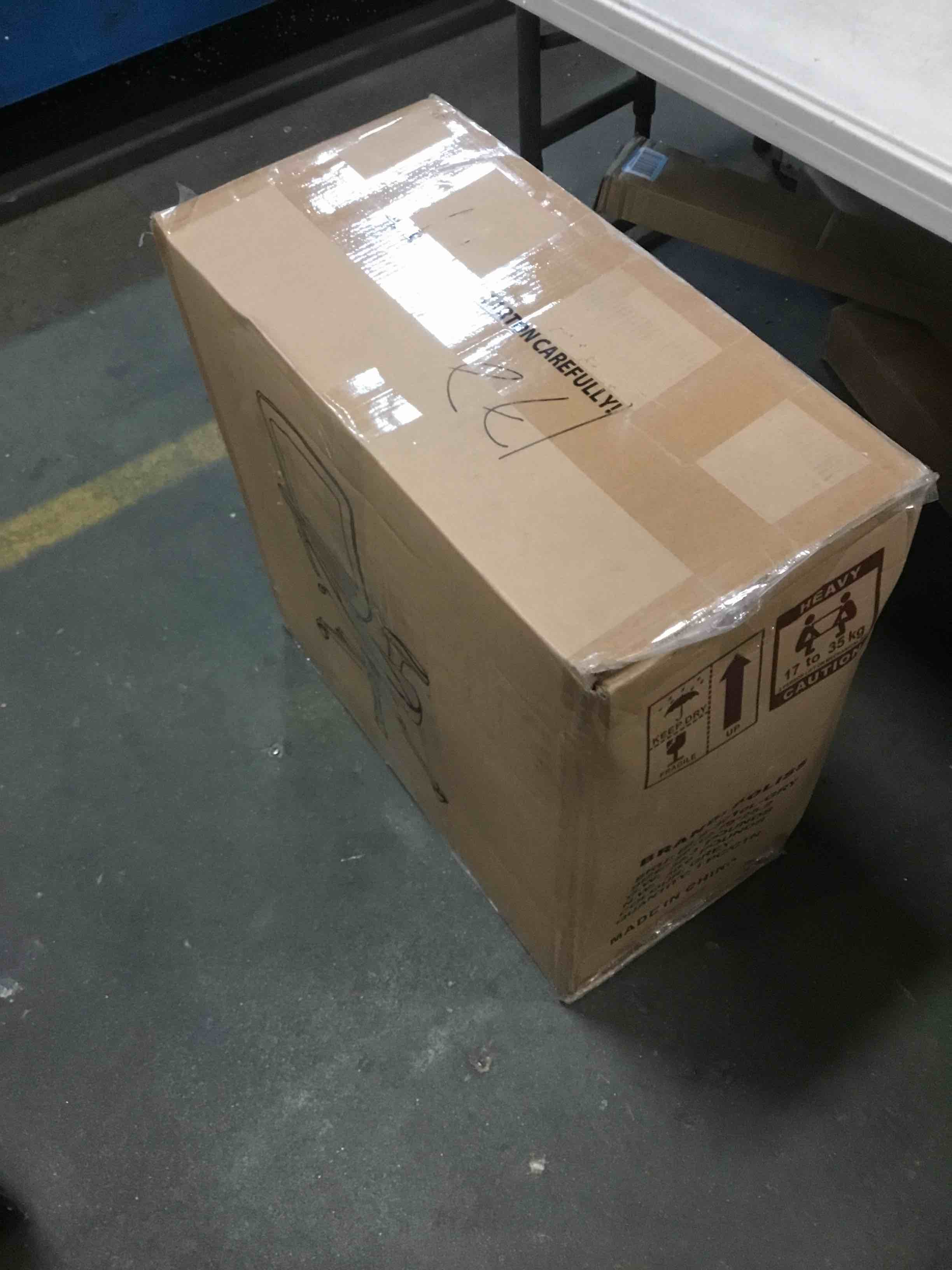 https://s3.amazonaws.com/lotting-images-prod/bidfta/RED5736457_1705079463686.jpeg