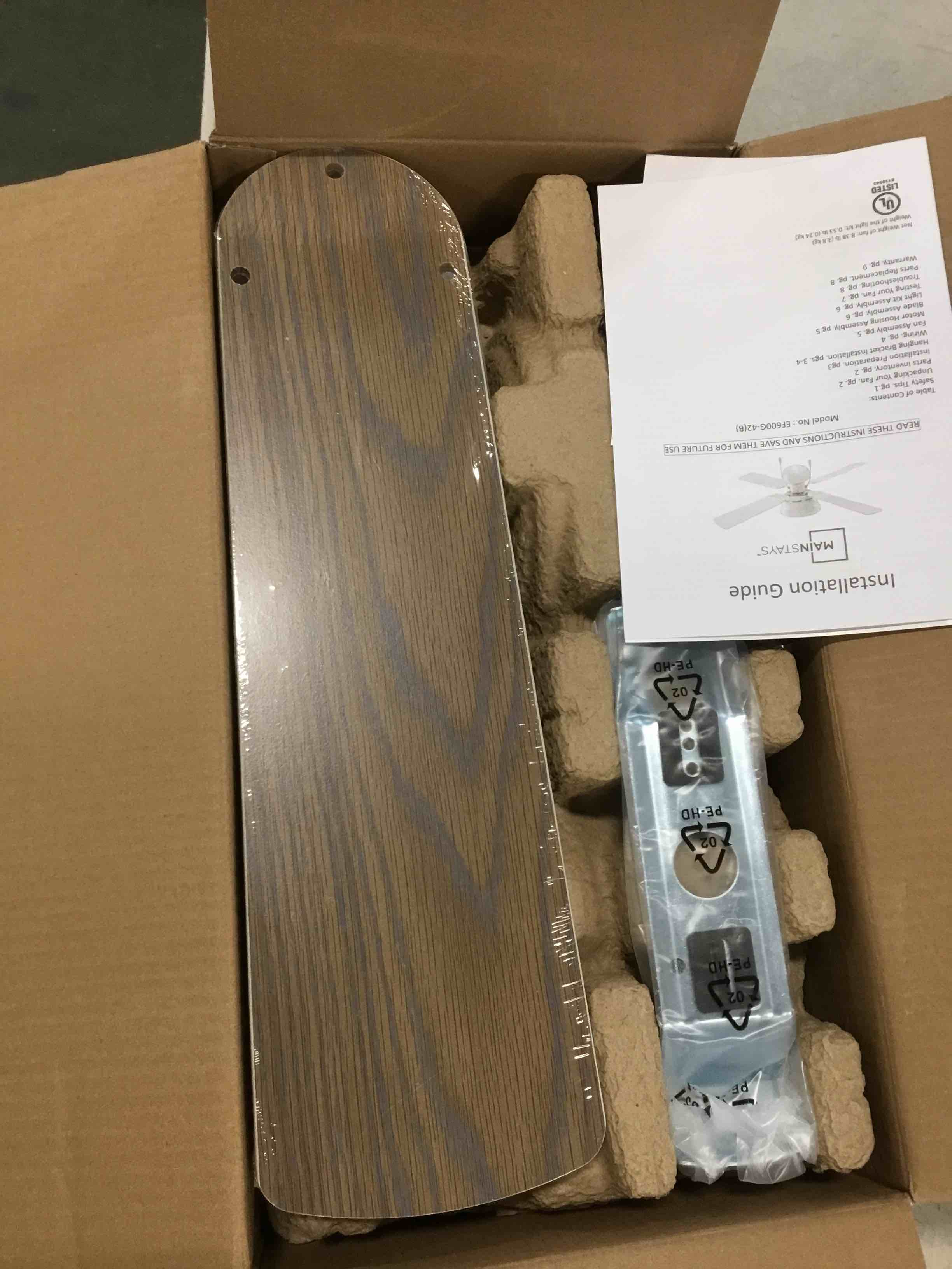 https://s3.amazonaws.com/lotting-images-prod/bidfta/RED5736475_1705084276261.jpeg