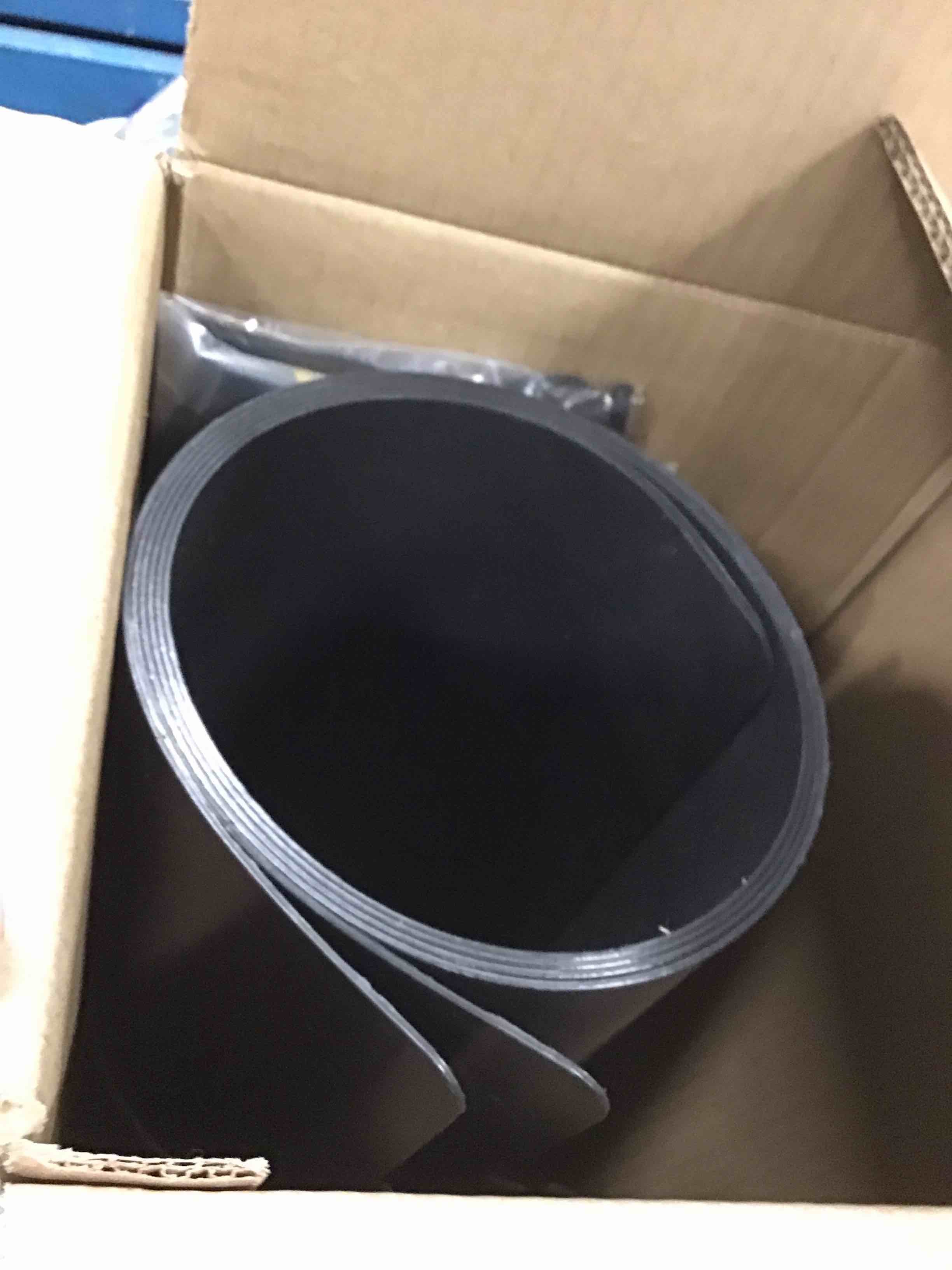 https://s3.amazonaws.com/lotting-images-prod/bidfta/RED5736568_1705149644019.jpeg