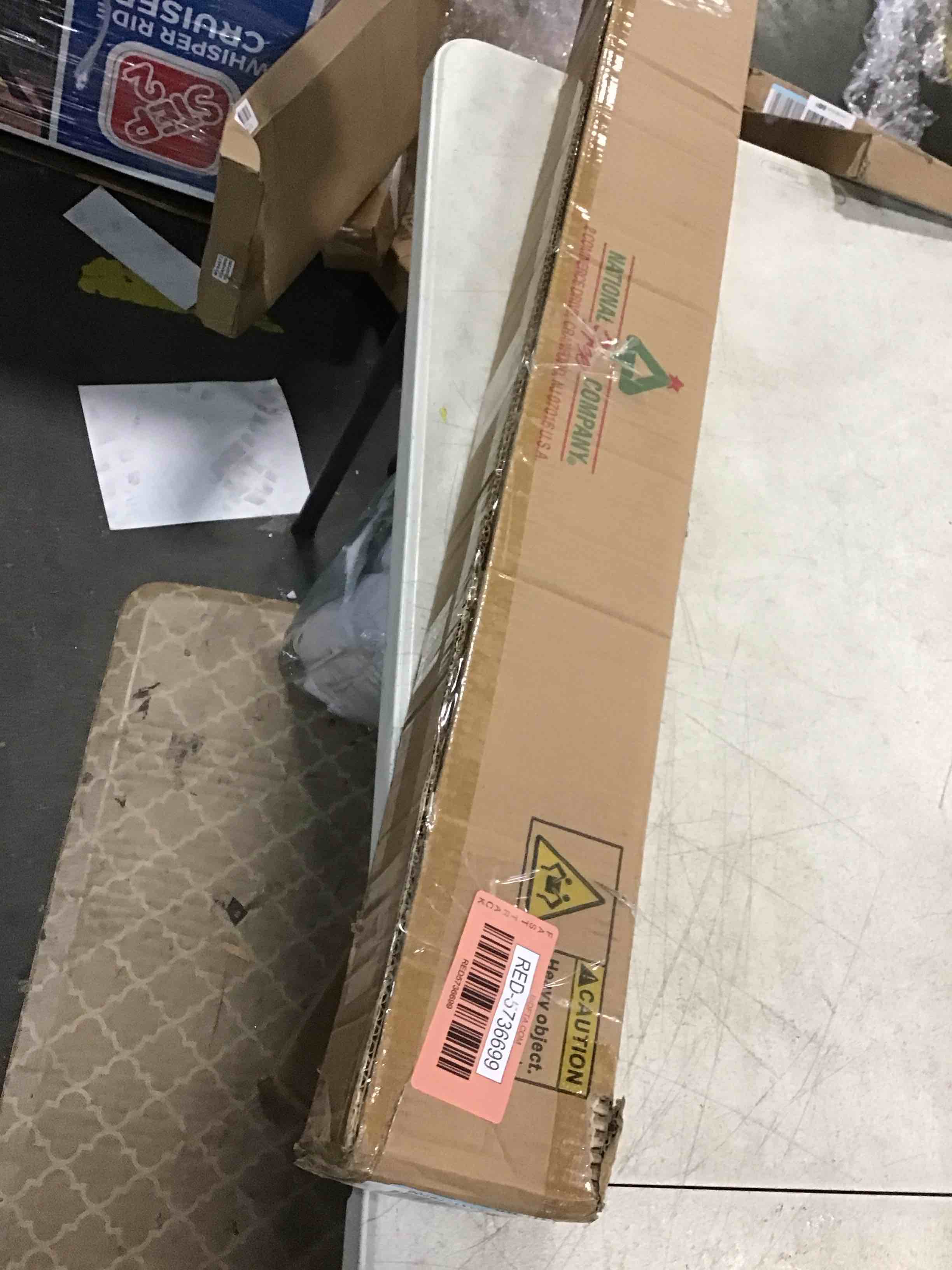 https://s3.amazonaws.com/lotting-images-prod/bidfta/RED5736699_1705163481388.jpeg