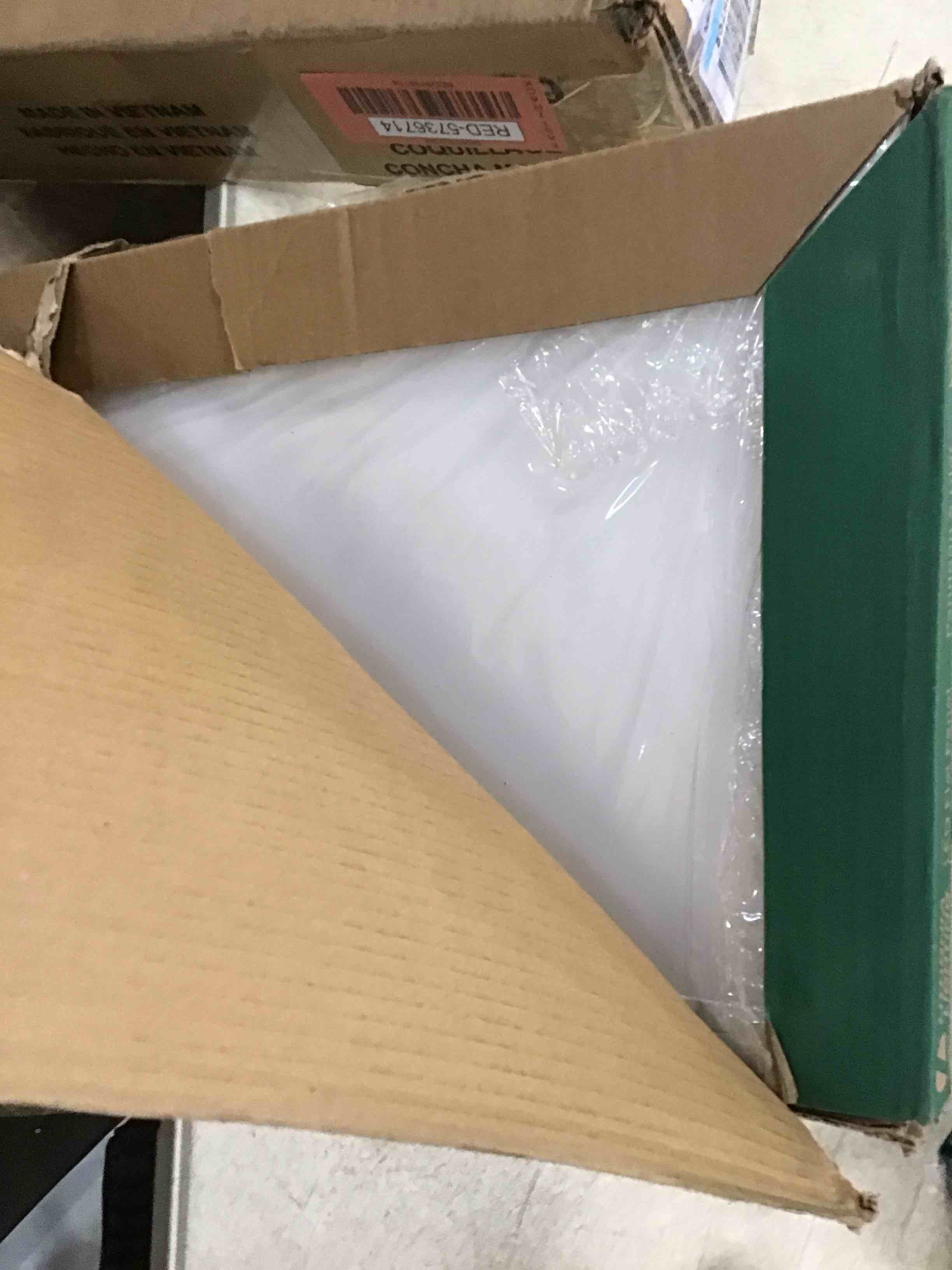 https://s3.amazonaws.com/lotting-images-prod/bidfta/RED5736715_1705164617121.jpeg