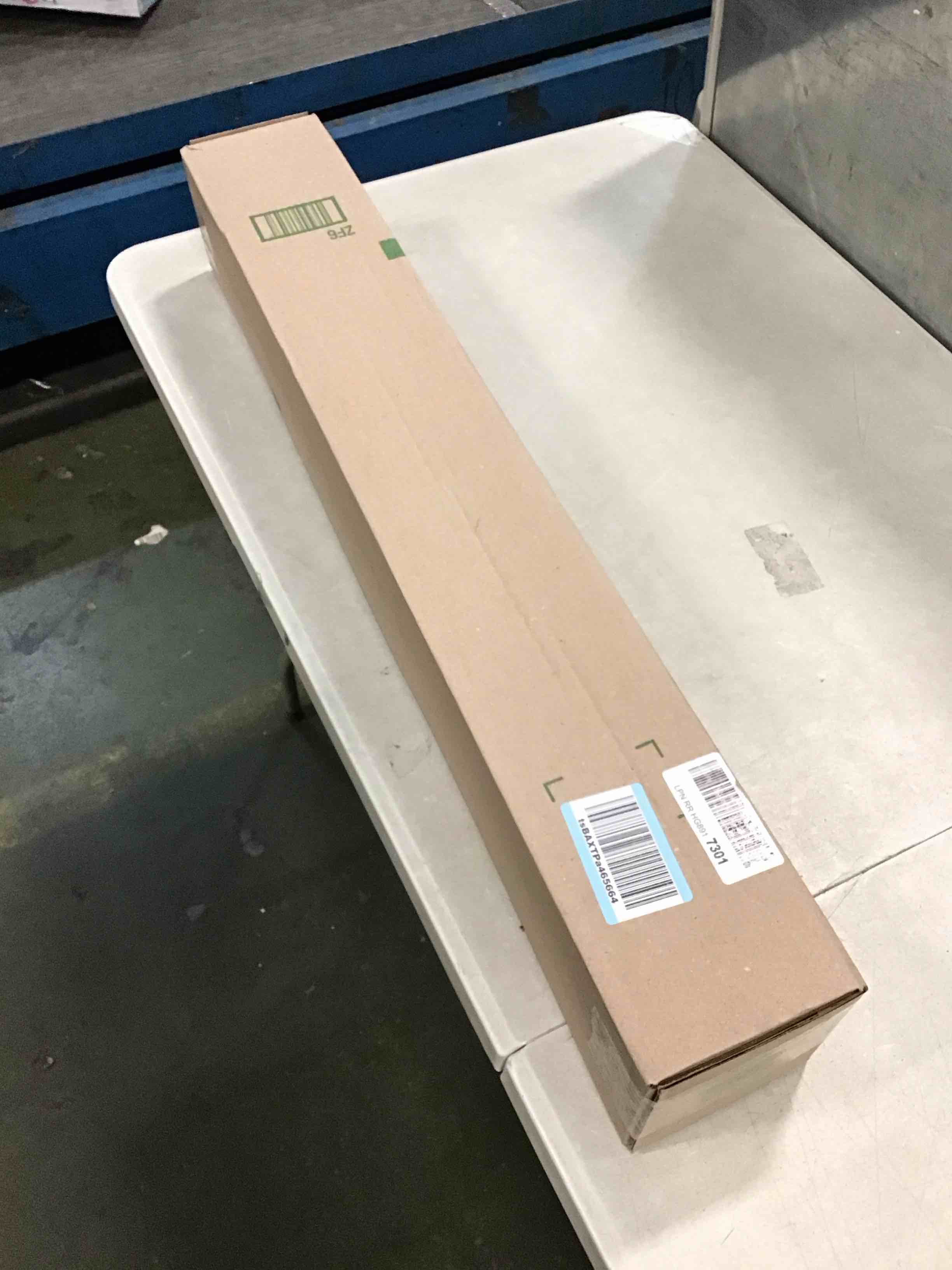 https://s3.amazonaws.com/lotting-images-prod/bidfta/RED5736773_1705407777586.jpeg