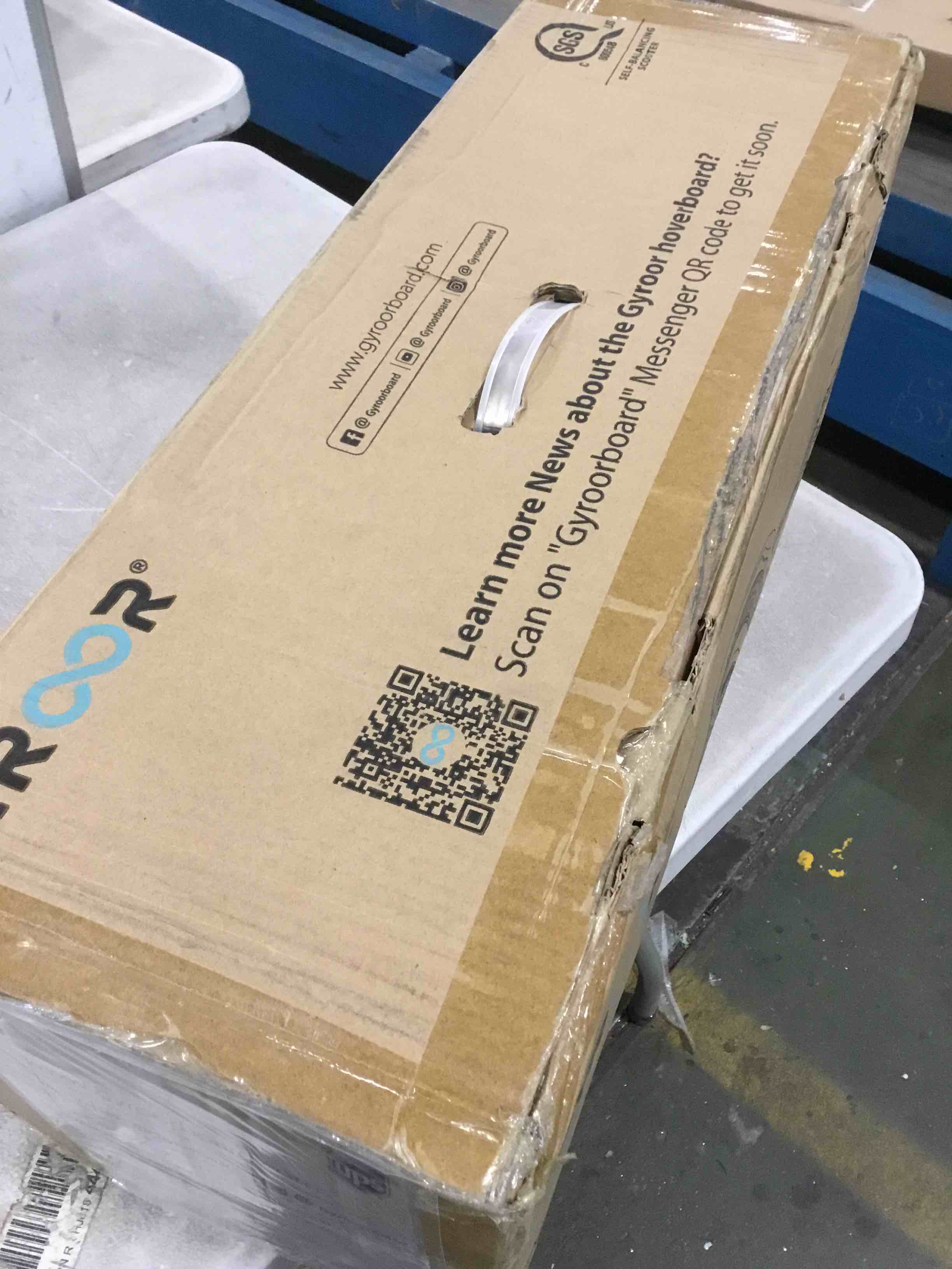 https://s3.amazonaws.com/lotting-images-prod/bidfta/RED5737080_1705501966056.jpeg